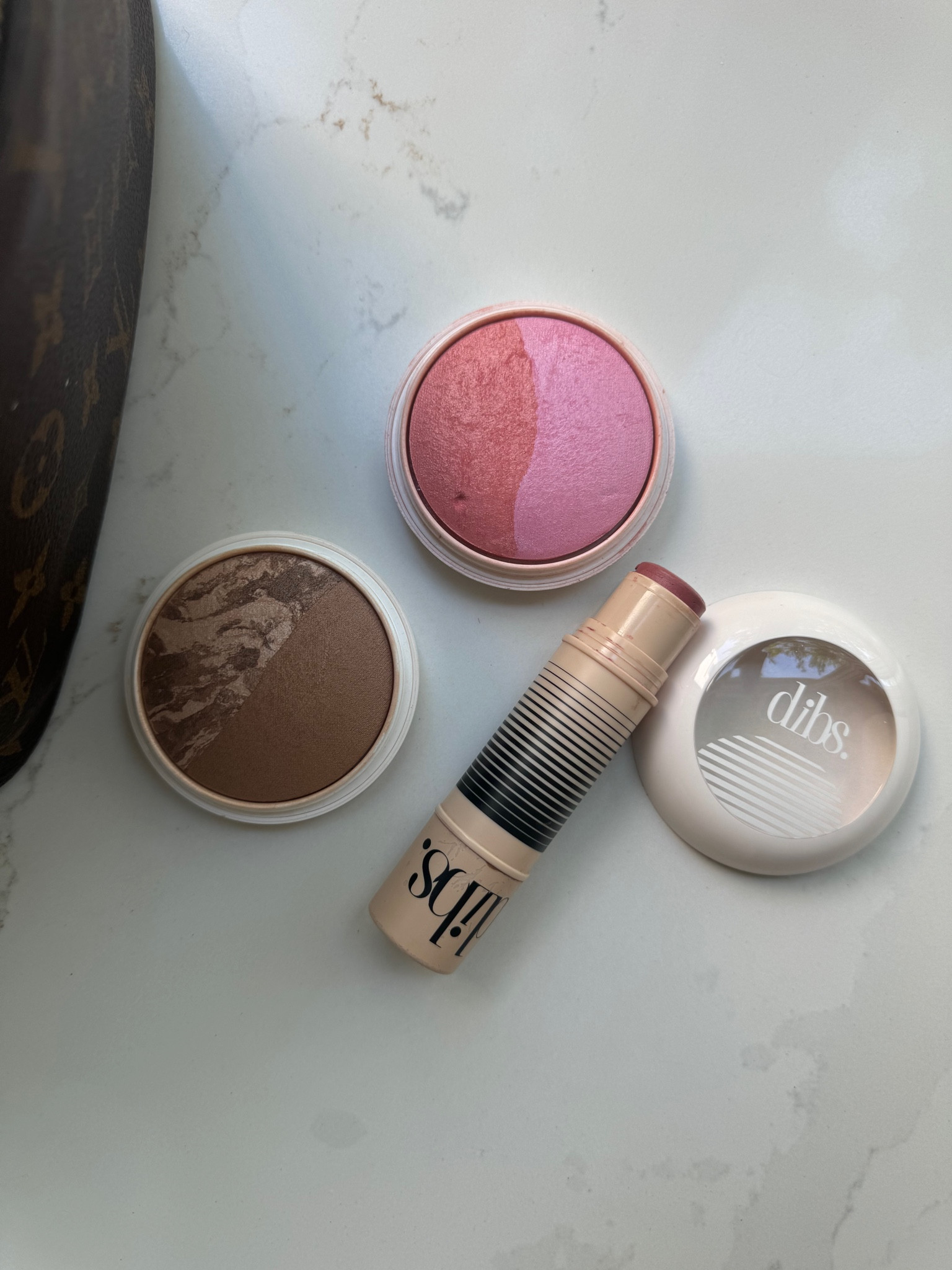 Duo 5.5
Bronzer Caramel Capp
Blush Pop Star
 

#LTKBeauty