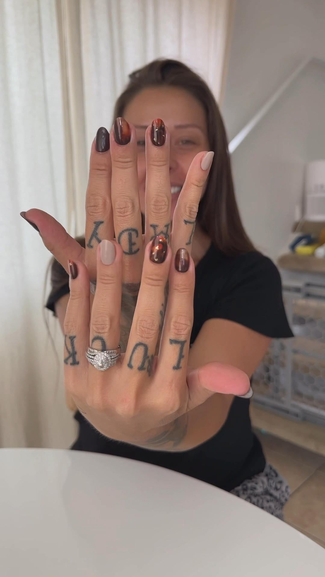 N BROWN SUGAR
gel nail strips from OHORA 

#LTKBeauty #LTKStyleTip