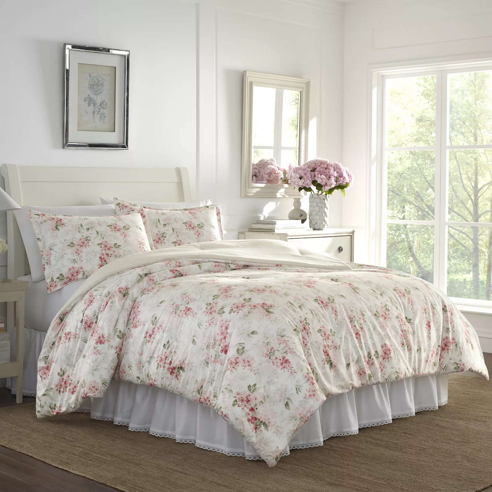 Laura Ashley Lifestyles Wisteria Floral Comforter Set, Pink | Kohl's