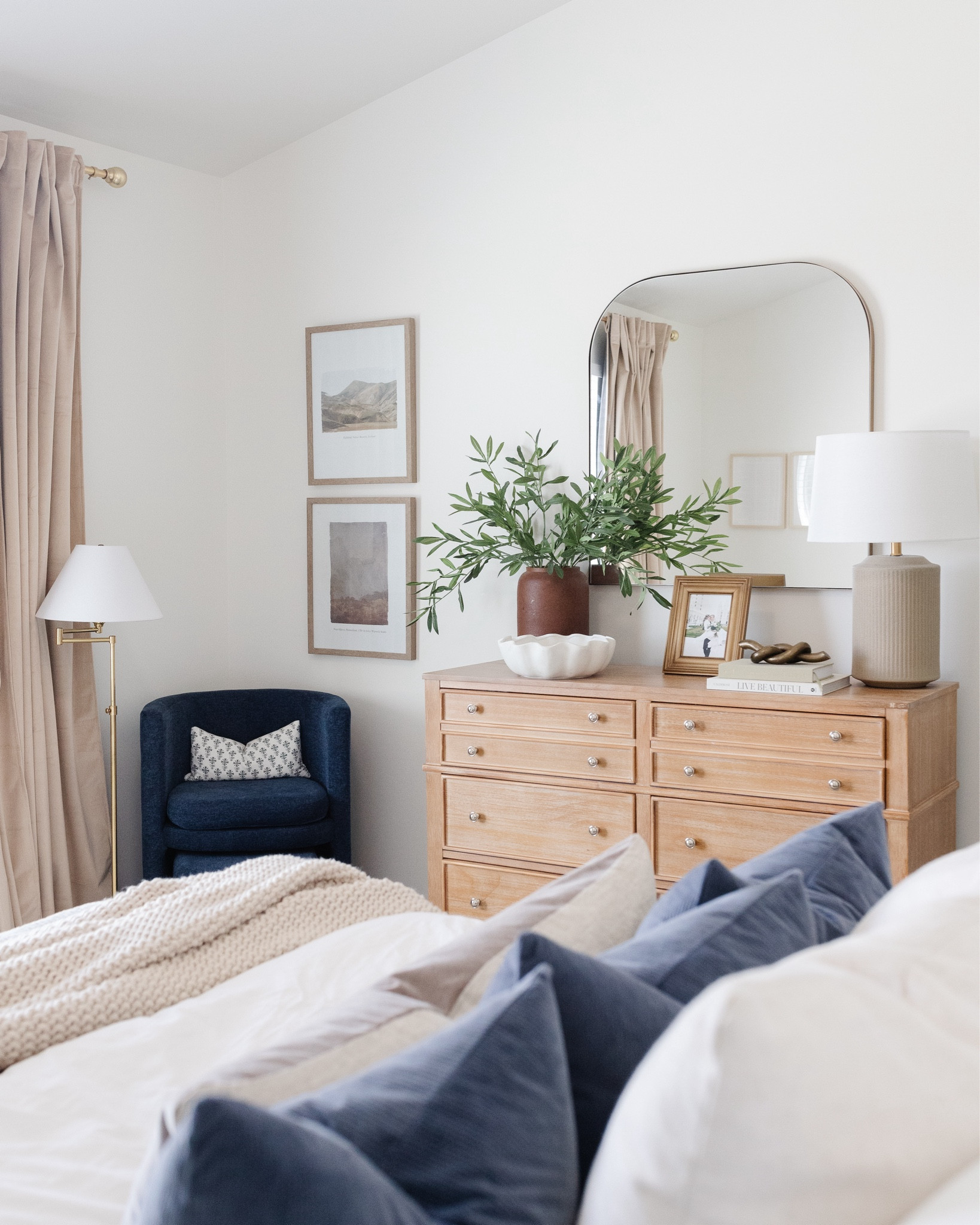 Day 7- Our Master Bedroom 🤍 Swipe for the before 👉

It’s been so fun to take a walk down memory lane and remind myself of how far we’ve come on this house and my business. I’ve been able to really find my own personal style instead of going with the current trends and it’s been so fun and fulfilling. I get my fill of trying out new styles with clients and now don’t feel the need to be as broad in my own home. Of course, I’ll still always keep up with the trends in someway but I just love a classic look 🤍

I’m excited to be able to bring more of a classic coastal look into our new home! 

Wall color: Benjamin Moore Swiss Coffee @ 75% strength 

6 days until moving into our new house!!!  Stay tuned for room #8 tomorrow 🙌

#housebeforeandafter #homebeforeandafter #beforeandafter #traditionalcoastalhome #homedecor 

#LTKHome #LTKFindsUnder50 #LTKFindsUnder100