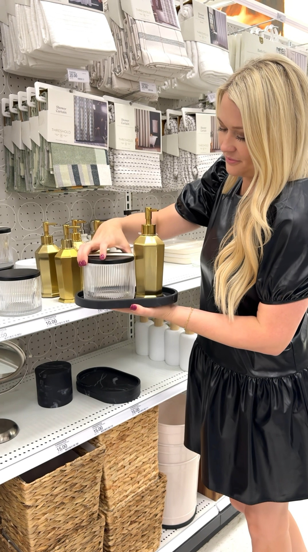 I am so excited about my new pieces from @target for my bathroom! #ad #targetpartner I recently went to Target and found everything I needed for the bathroom at my new house! The new bath collection is incredible! They have every style and color you could imagine and the pieces are so easy to mix and match! The modern collection goes perfectly with my newly remodeled bathroom! Check out my link for more of my favorite finds! #target #targetstyle @targetstyle


#LTKHome #LTKStyleTip #LTKSeasonal