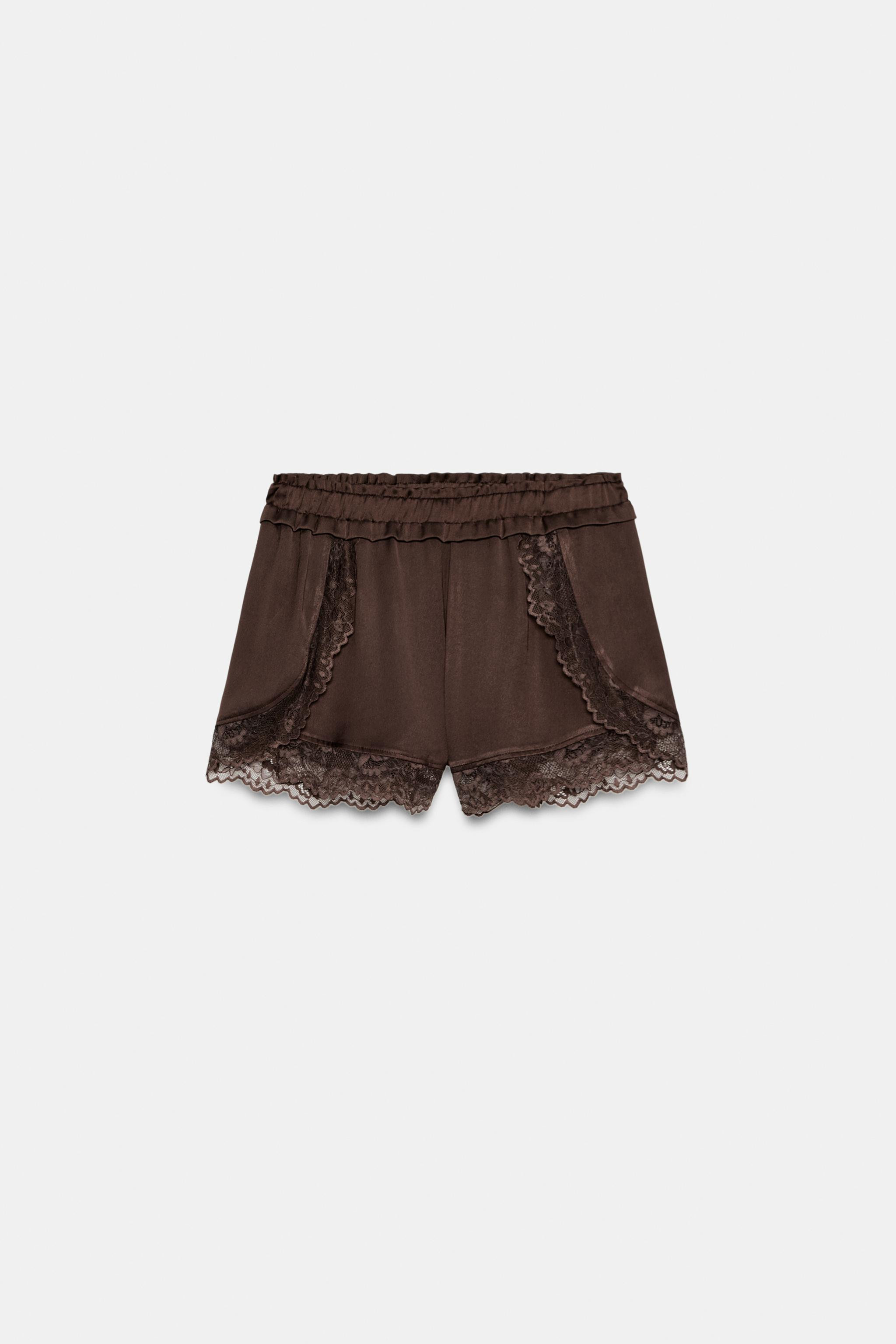 Gr\u00f6\u00dfe des Models: 175 cmH\u00fcftshorts mit elastischem Bund. Mit farblich passender Sp... | Zara DE