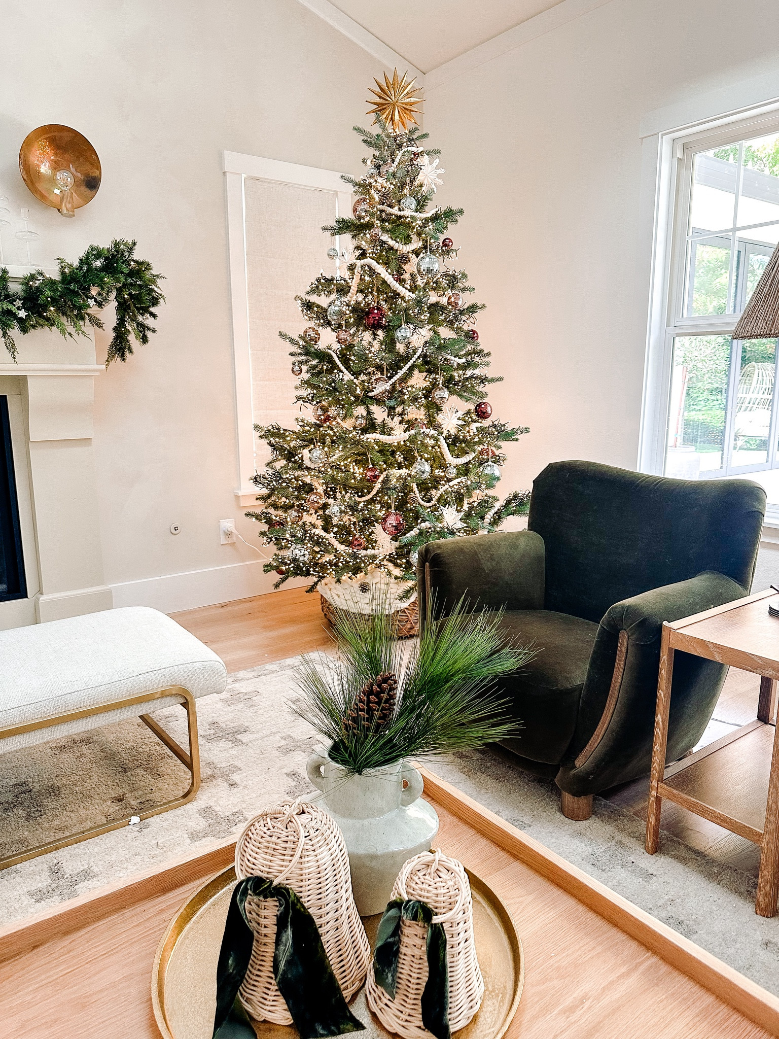 Links for my tree, ornaments and holiday decor 