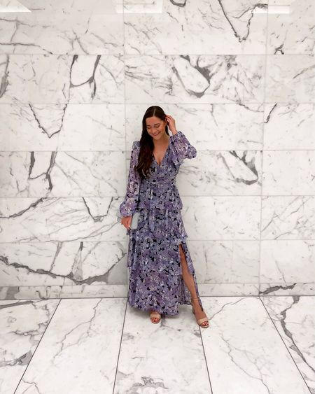 return of the runway event at 900 Shops Chicago 💜✨

Chicago blogger, Chicago influencer, purple dress, floral maxi dress, ASTR, Vince Camuto, Tory Burch, fashion show, event outfit inspo, wedding guest style, floral dress, long sleeve dress, fall style, ASTR the label 

#LTKparties #LTKitbag #LTKstyletip