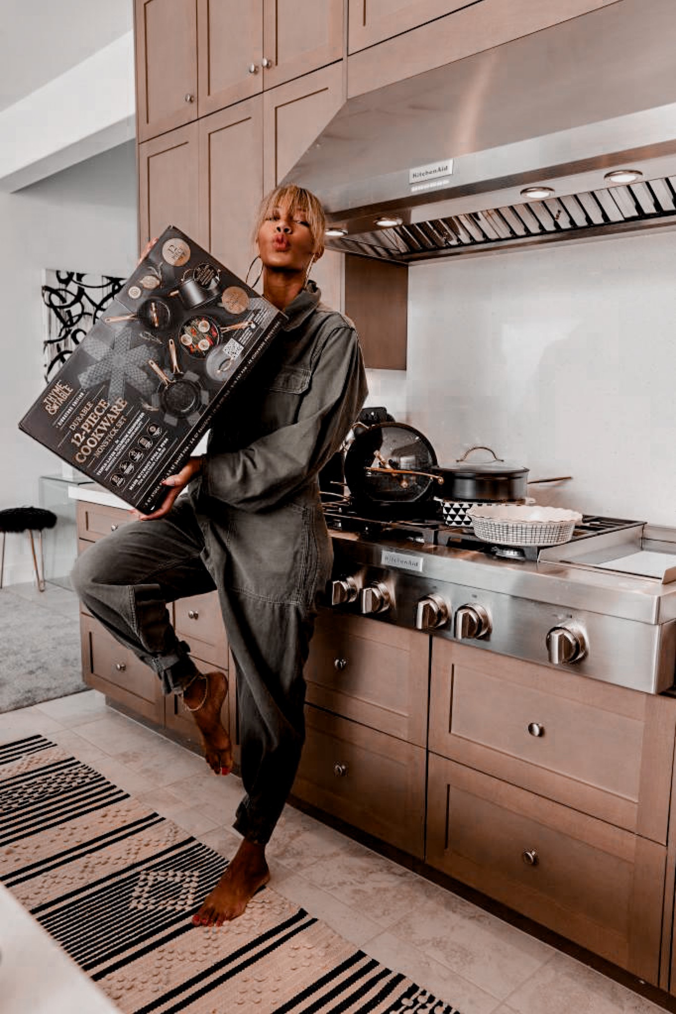 Let’s Get Cookin’ 

Right Now I’m Loving These Prints & Cookware!! Super Affordable and The Cutest!


#LTKunder50 #LTKGiftGuide