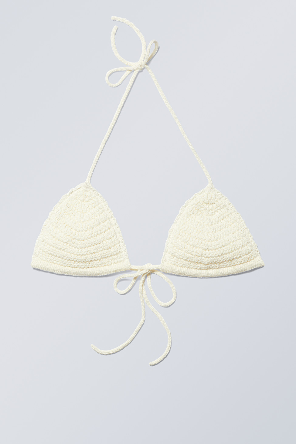 Triangel-Bikinitop in Häkeloptik | Weekday