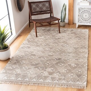 Safavieh Handmade Natural Kilim Domiziana Wool Rug with Fringe - 10' x 14' - Natural/Ivory | Bed Bath & Beyond