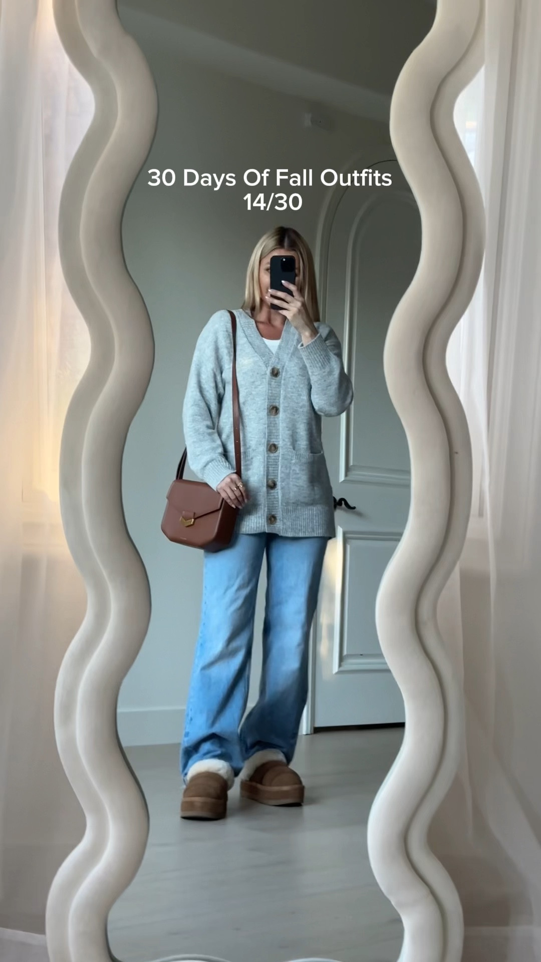 Fall Outfit Idea #cardigan #falloutfit #jeans #uggs #outfit #style

#LTKfindsunder50 #LTKSeasonal #LTKVideo