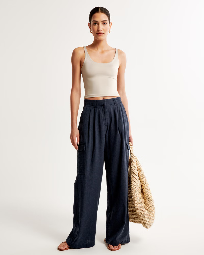 Linen-Blend Tailored Ultra Wide-Leg Cargo Pant | Abercrombie & Fitch (US)