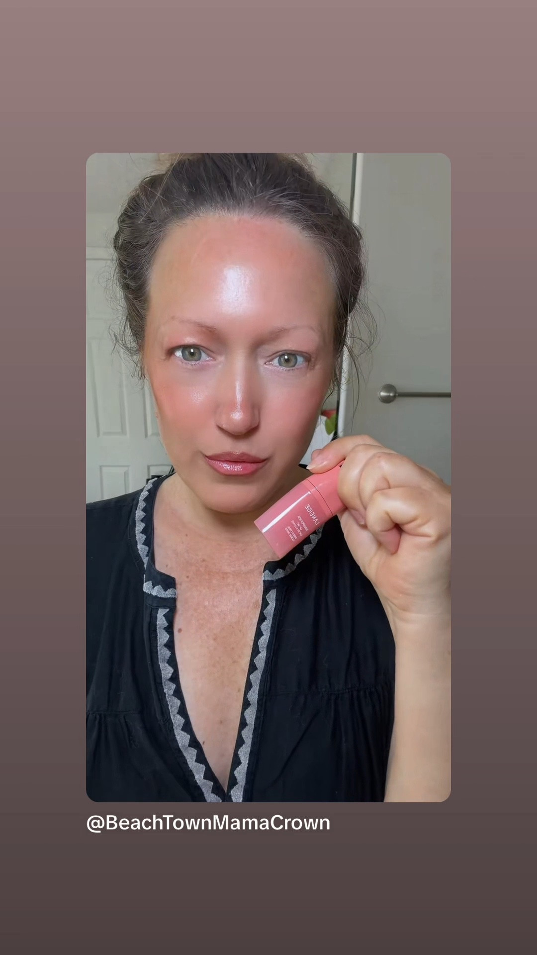 Laneige juice pop lip tint. You can use it as a glow, blush, everywhere too