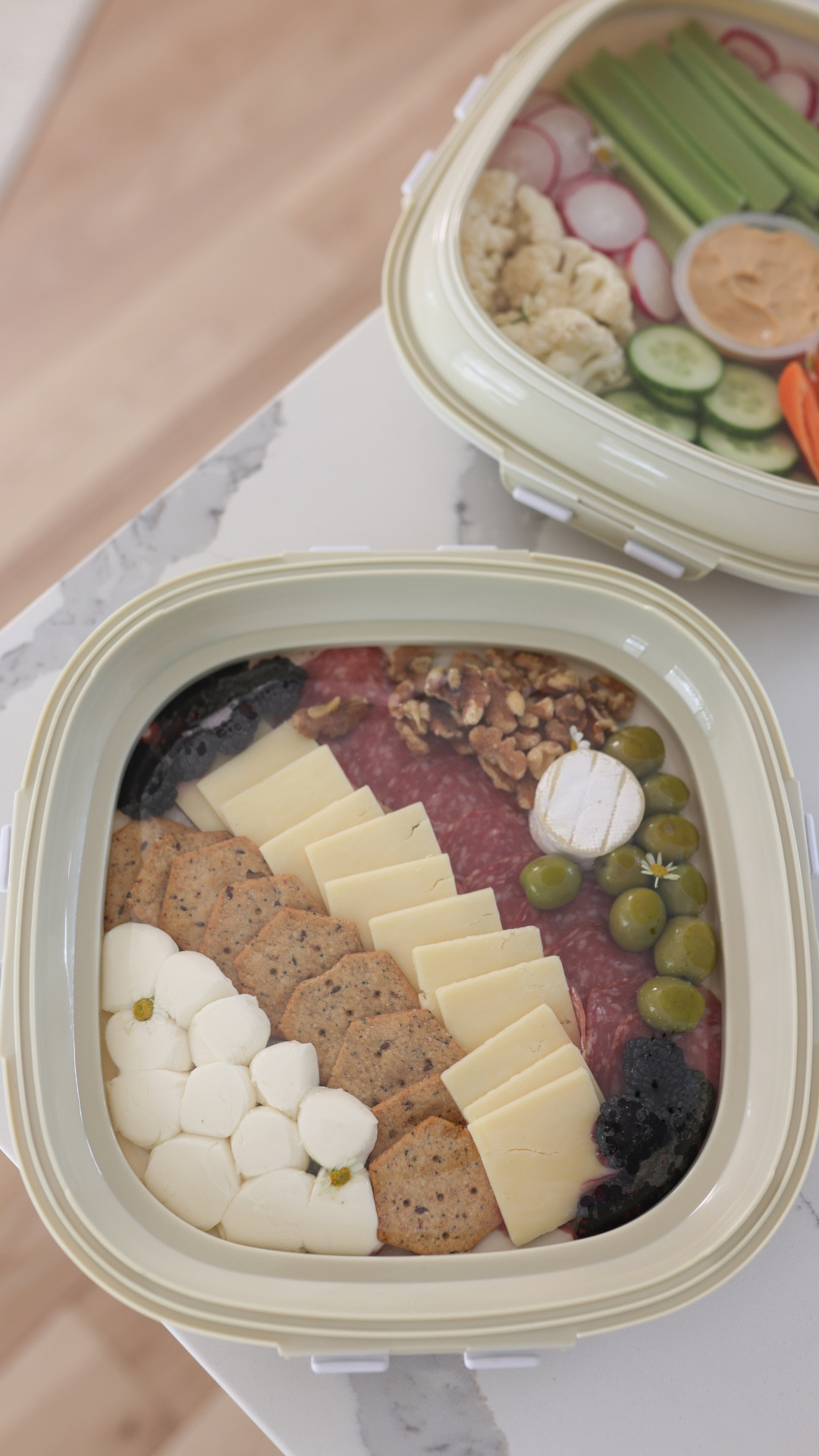 These snack trays are perfect for spring and summer! 

Amazon finds, Amazon favorites, Amazon must have, snack container 

#LTKHome