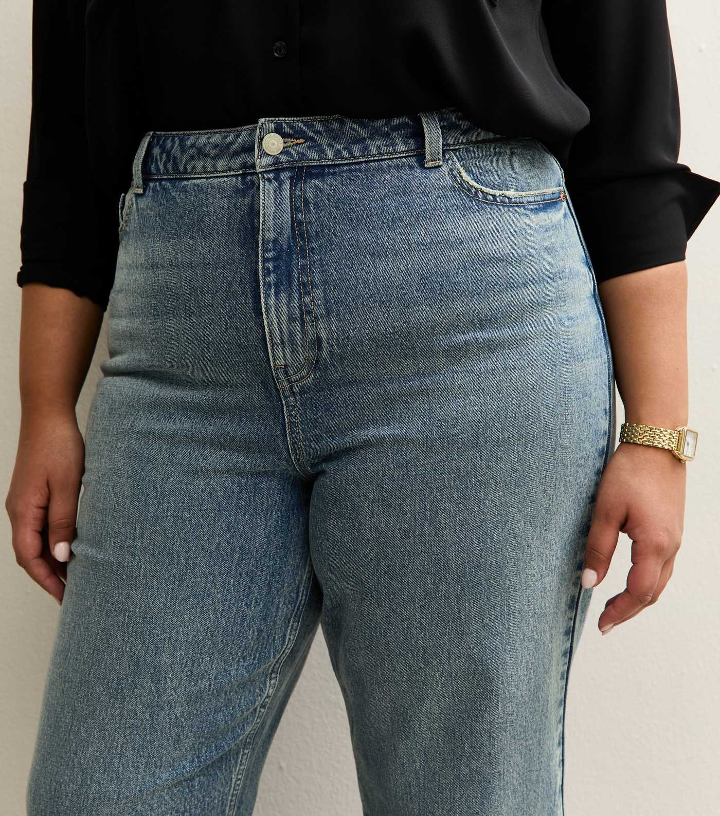 Curves Blue Mom Jeans | New Look | New Look (UK)