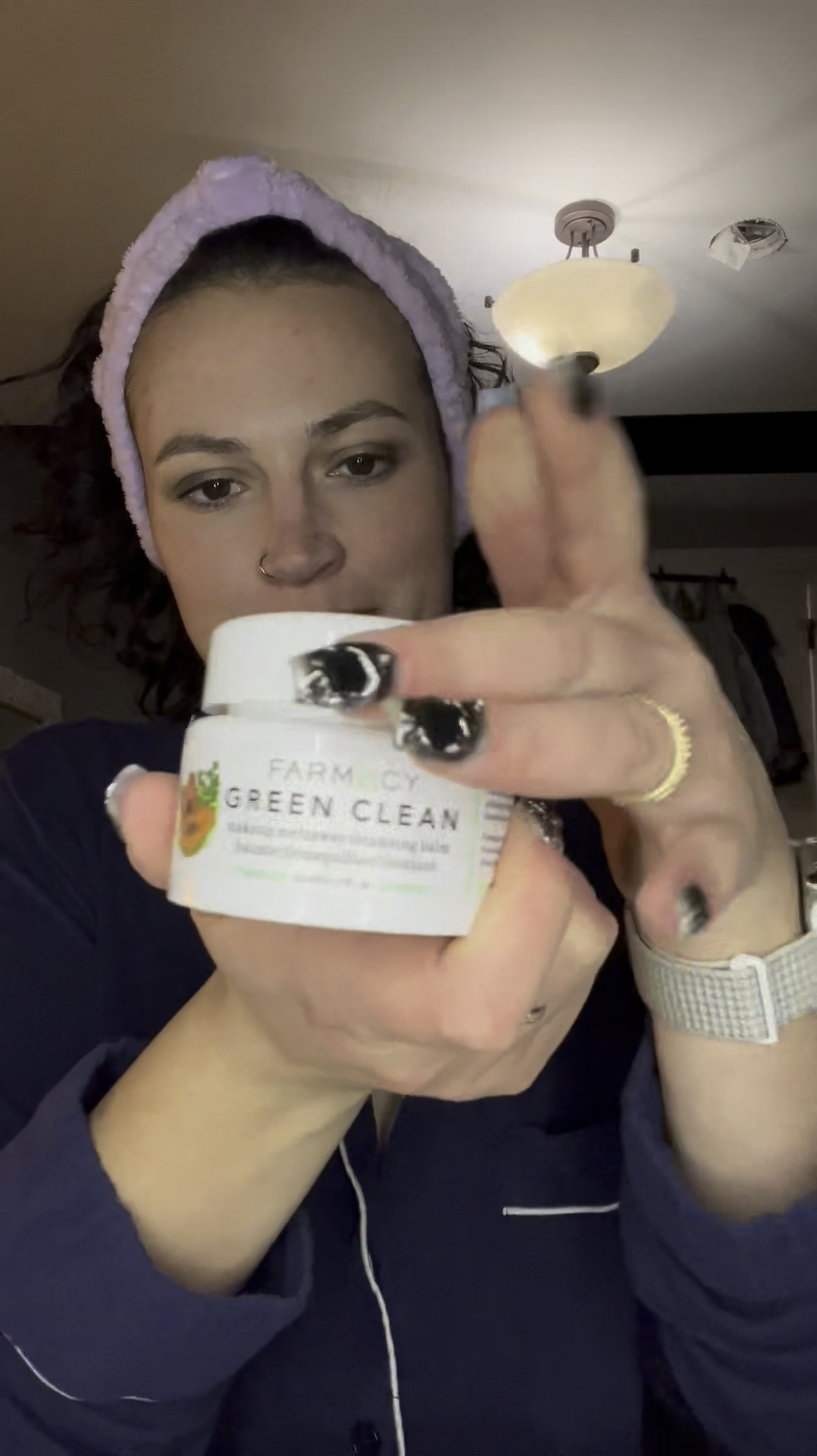 Best makeup remover if you have dry skin like me! 🤍

#LTKWatchNow #LTKStyleTip #LTKBeauty