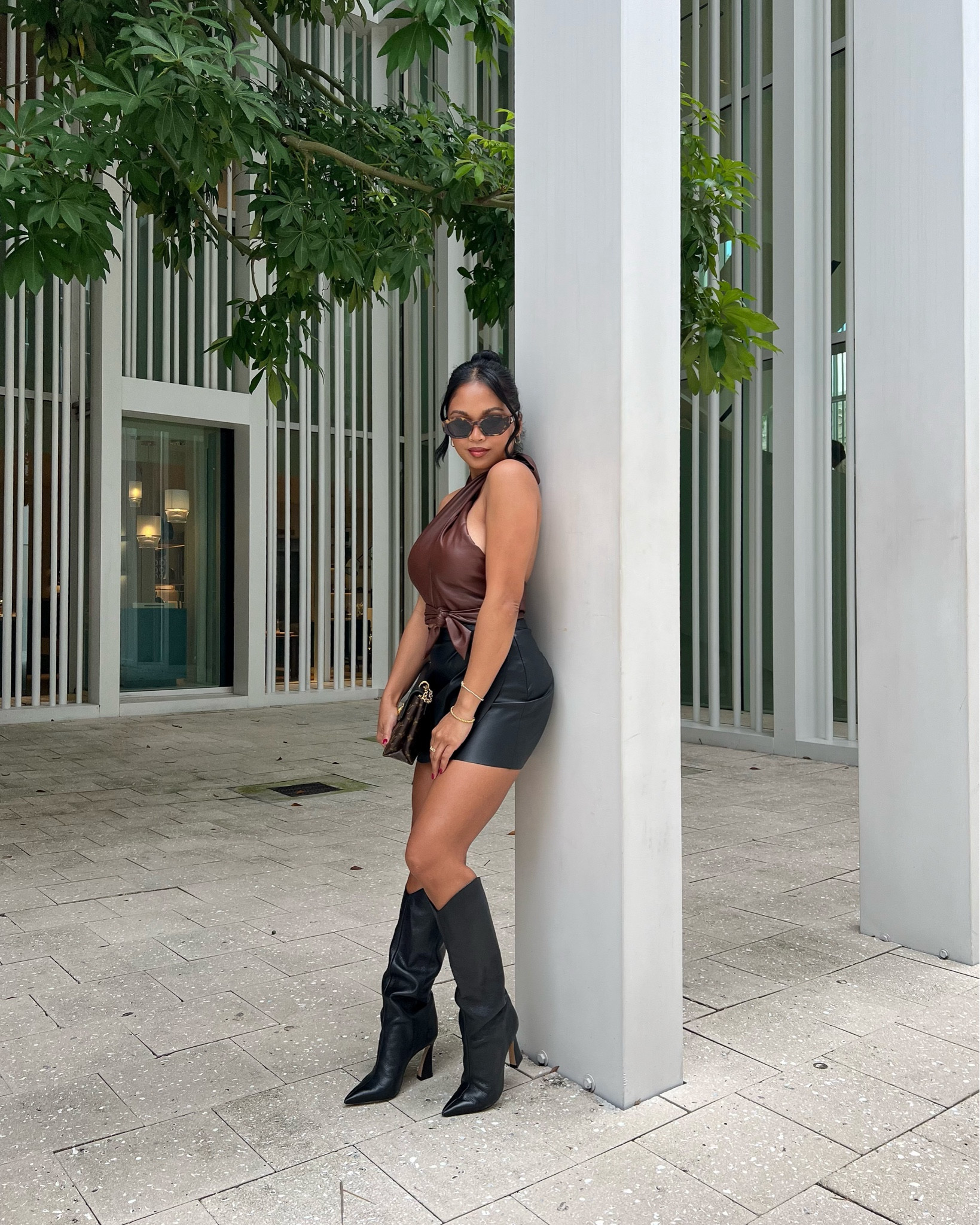 Leather on leather look 🤎🖤 #falloutfitinspo #leatherminiskirt #leatheroutfit #ltkfall 

#LTKStyleTip