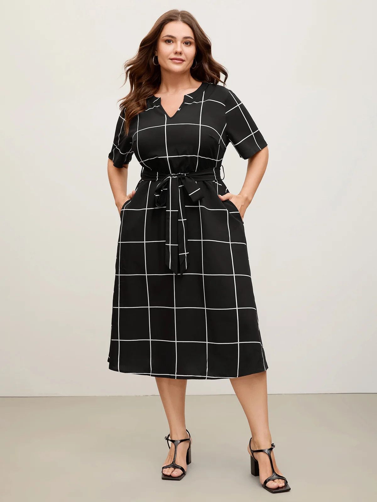 Checkered Print Belted Pockets Midi Dress | Bloomchic