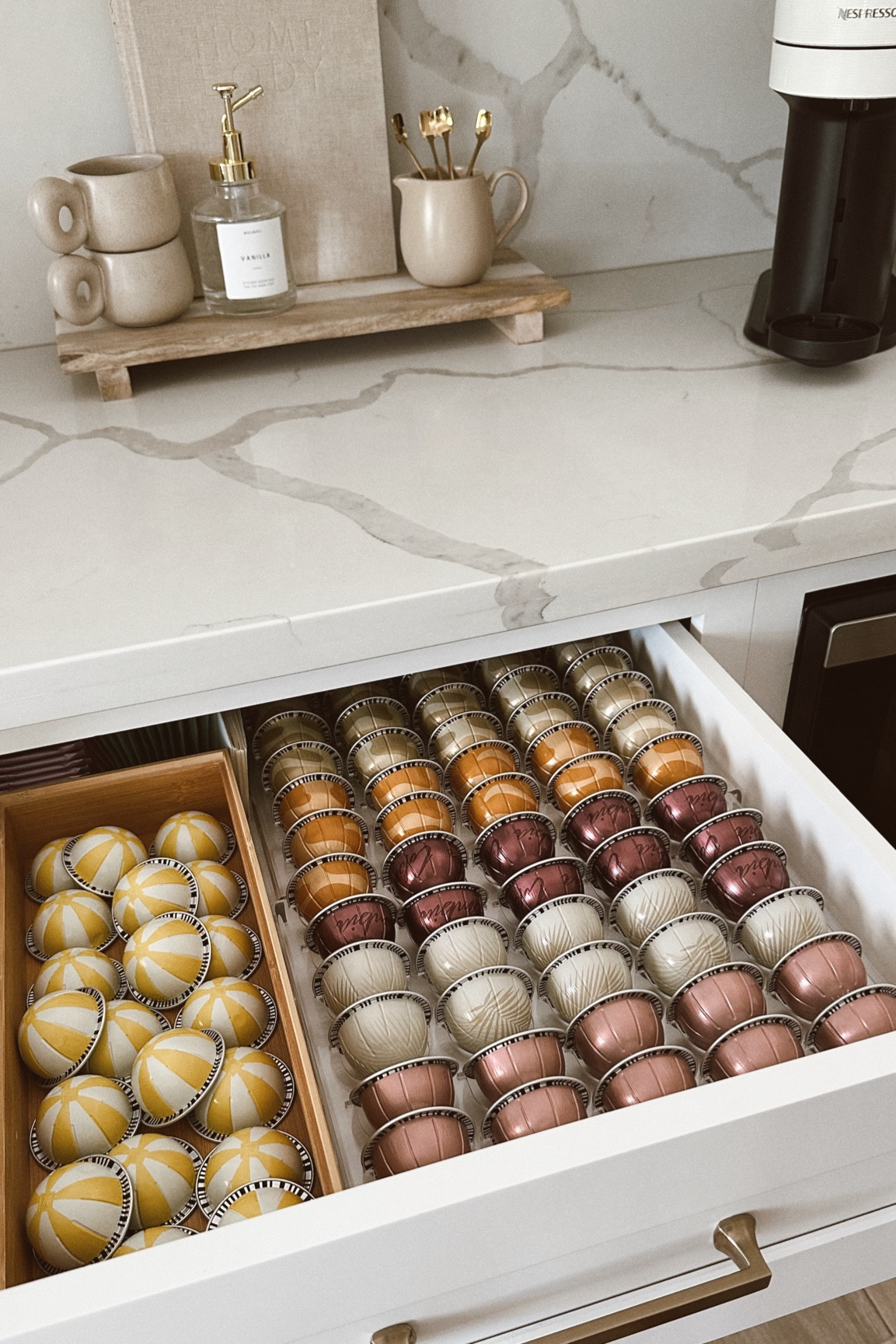 Nespresso pods organizer from Amazon 🤎 #coffee #coffeebar #nespresso #vertuo #pods #kitchen #kitchenorganization #homeorganization #amazonhome #amazonfind #coffeebar

#LTKHome #LTKSaleAlert #LTKFindsUnder50