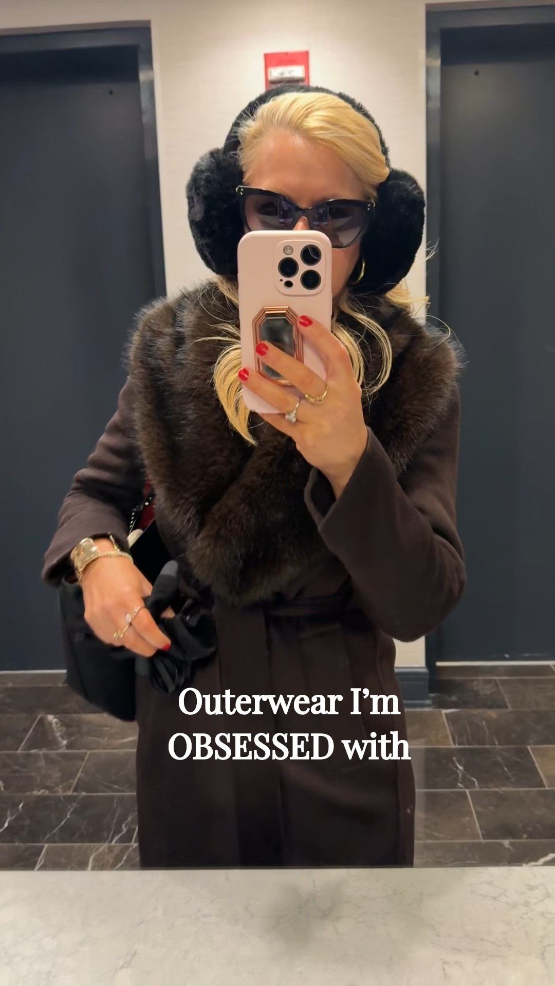 It’s winter 🥶 but we can still look stylish! 

I’m 5’3” 117 lbs 

Brown faux fur collar wrap coat XS
Ear muffs
Sunglasses 