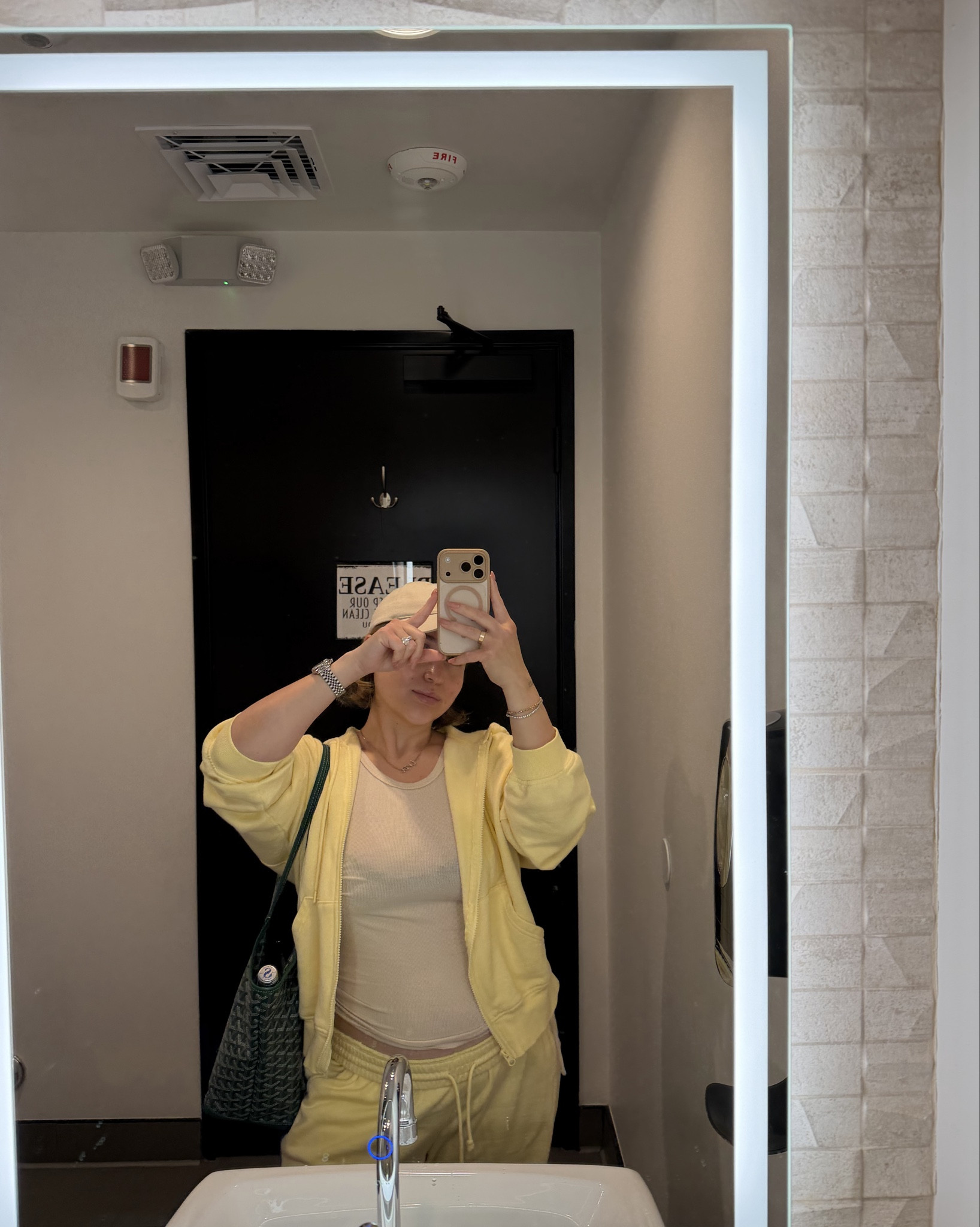 the comfiest set 💛

#LTKmomlife #LTKPetite #LTKBump
