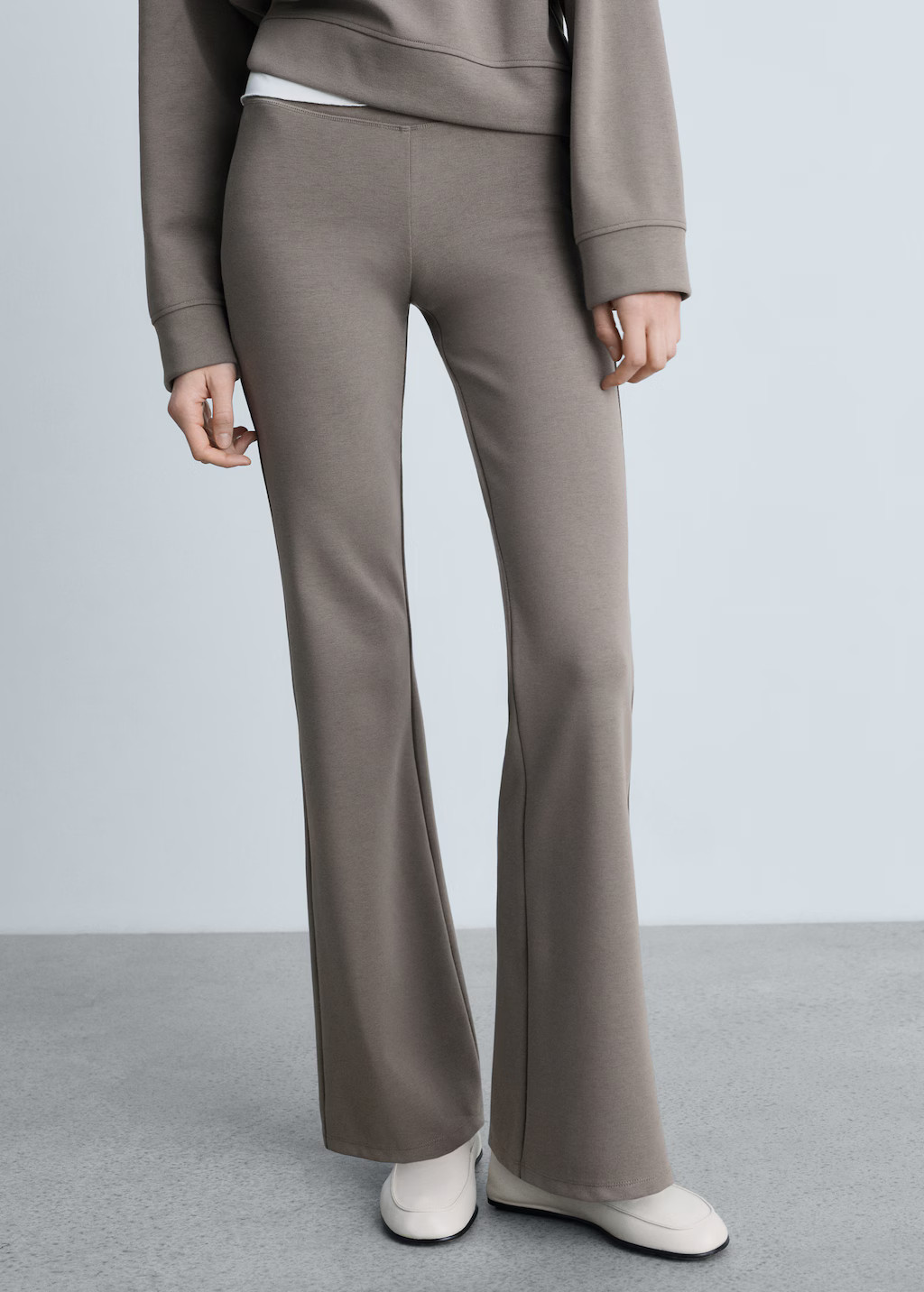 Flared knitted trousers - Women | MANGO USA | Mango (US/MX/AU)