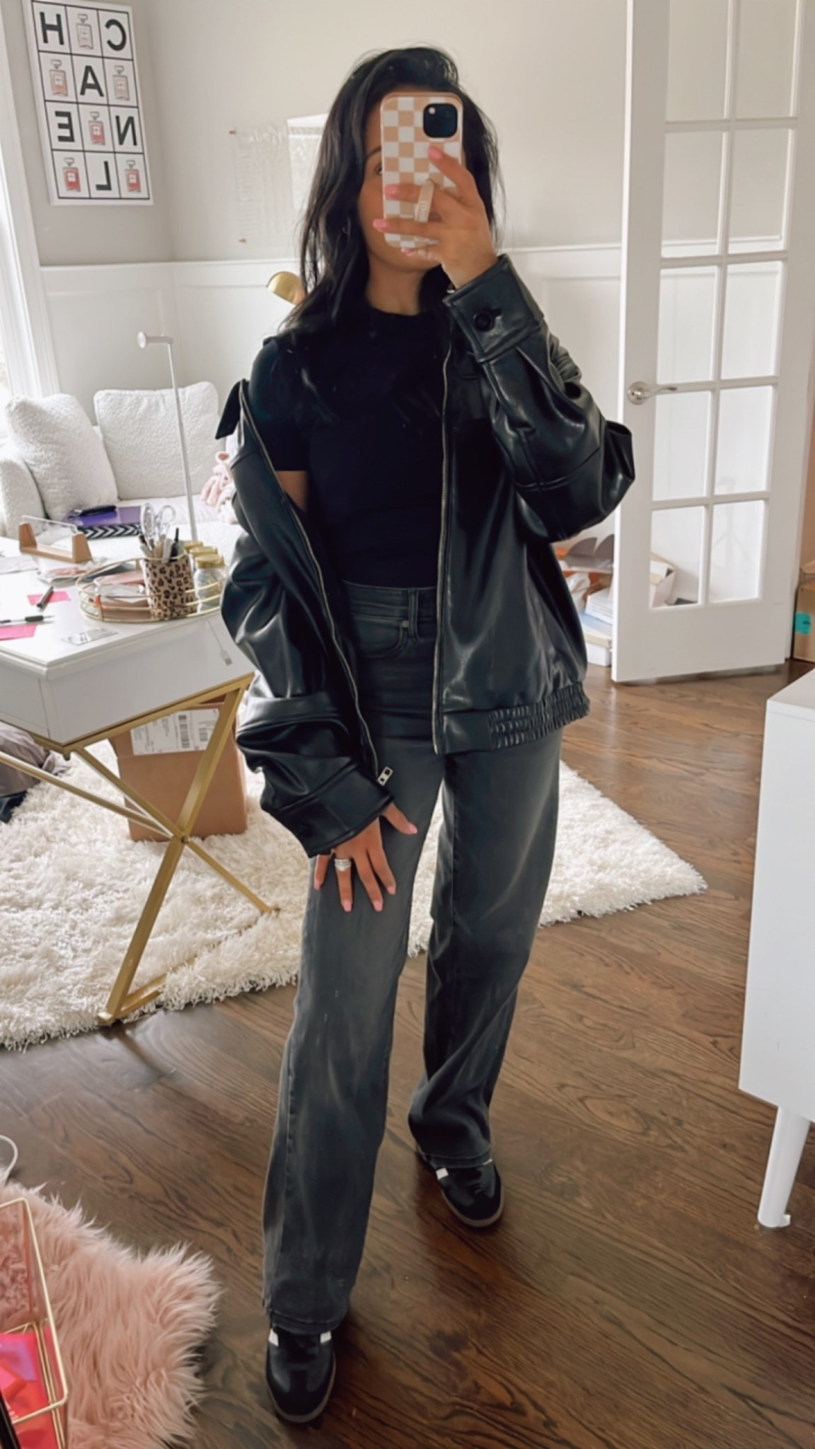 Dark grey dad jeans
Oversized leather jacket
Adidas samba
Outfit inspo 

#LTKFindsUnder50 #LTKStyleTip #LTKPetite