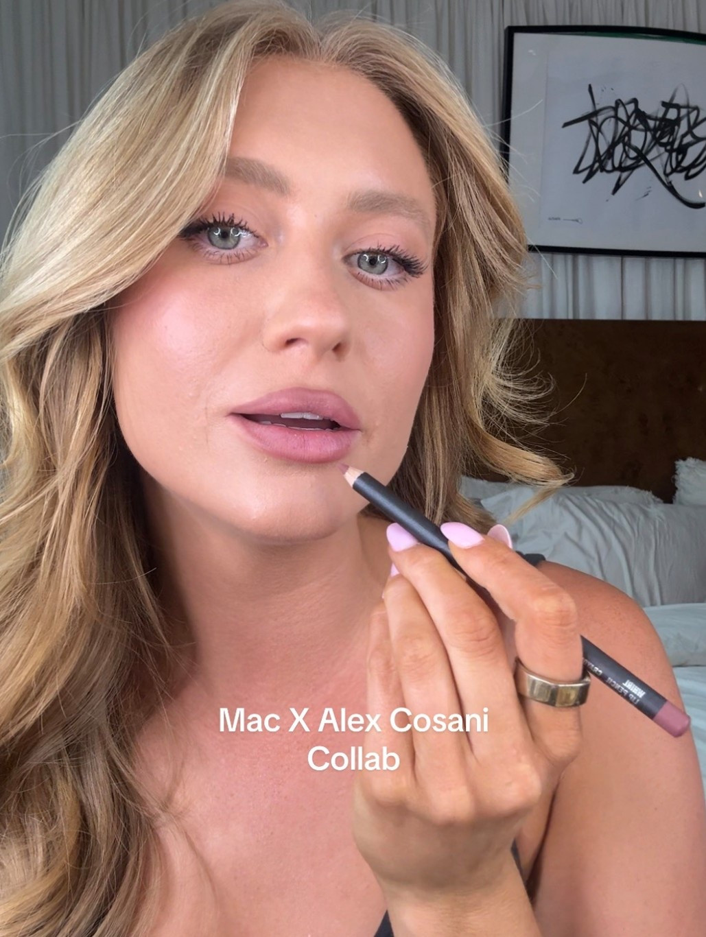 absolutely unreal @Alex Consani #lipcombo #liptutorial @maccosmetics #maccosmetics #makeupinspo 

#LTKFindsUnder50 #LTKGiftGuide #LTKBeauty