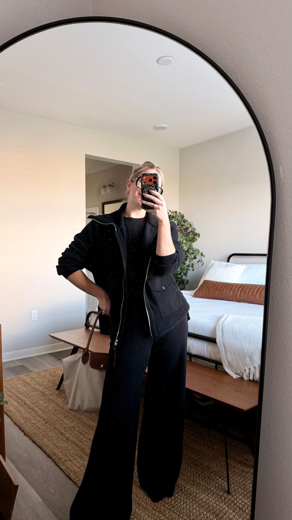 cozy sunday errands uniform 🤍

soft layers, comfy pants, and my go-to sunday staples for errands + reset days.
easy, unfussy, and on repeat.


#LTKdayinmylife #LTKFindsUnder50 #LTKootd