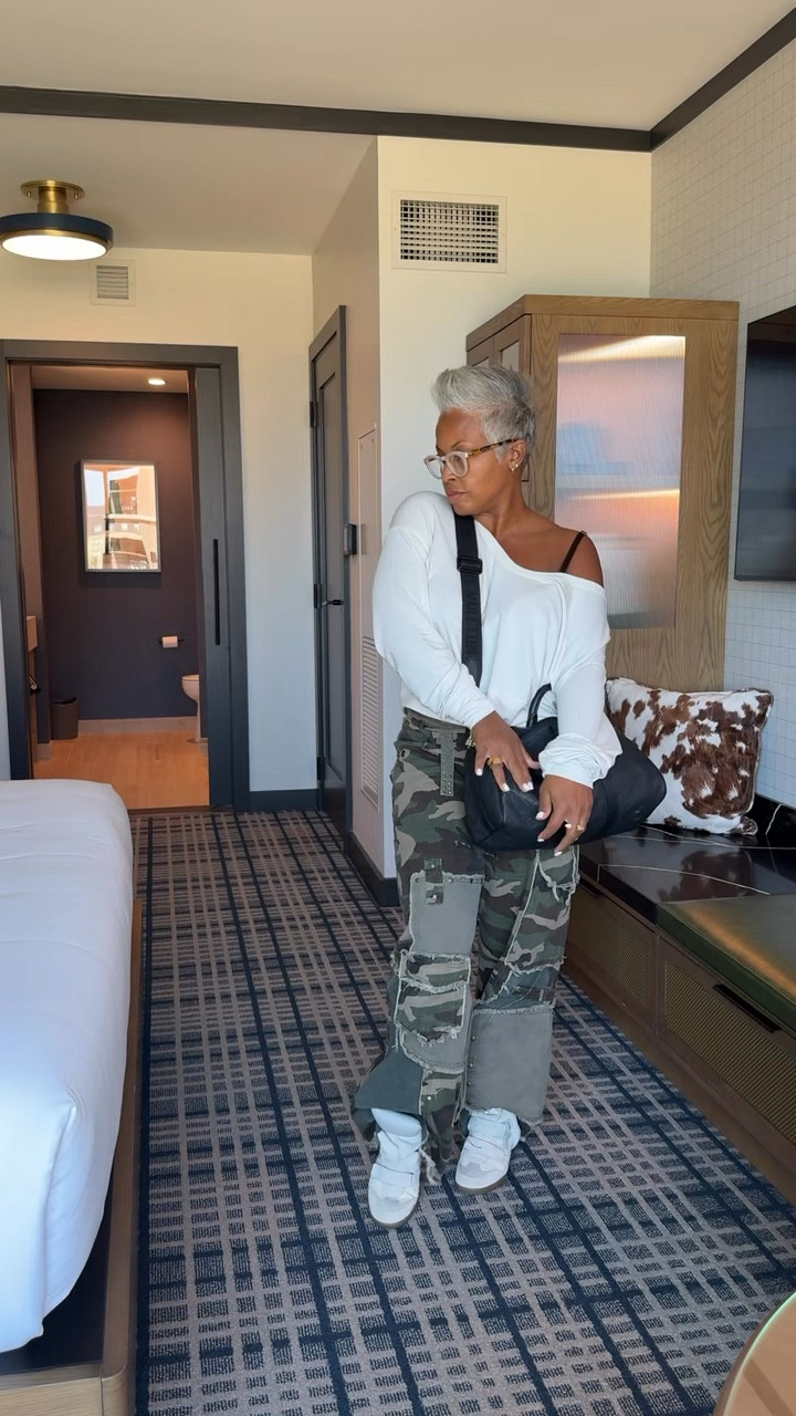 First outfit of LTK CON! My pants are old Jaded London but I linked similar options.

#LTKFindsUnder100 #LTKCon #LTKStyleTip