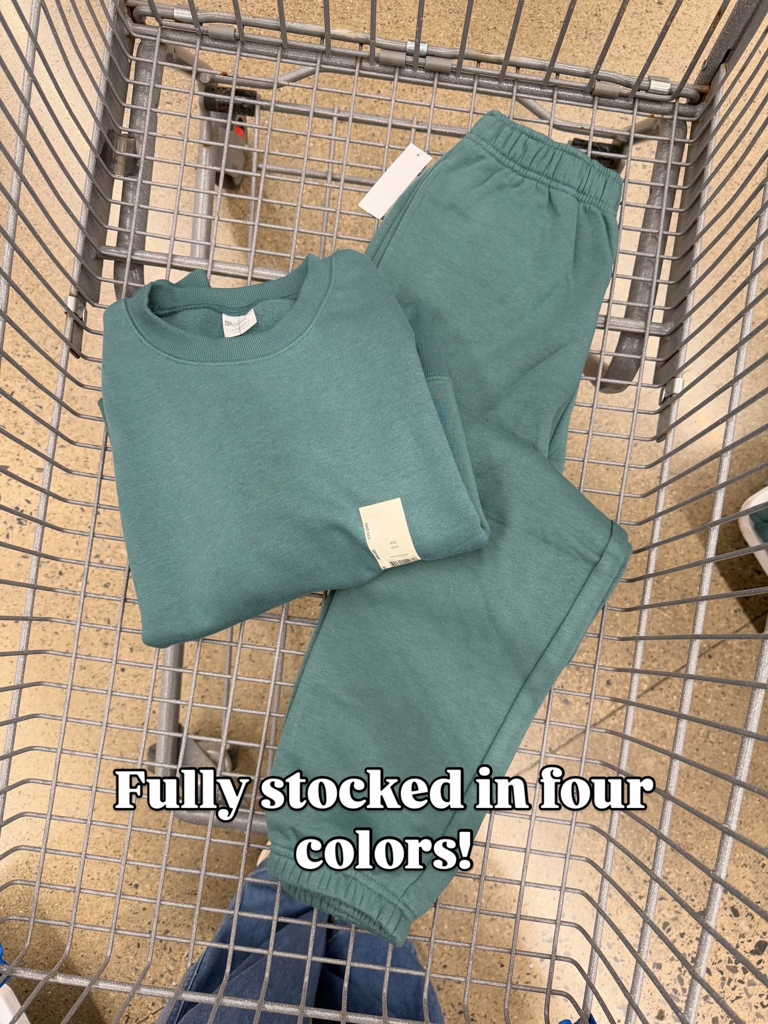 Cotton fleece sweatshirt and sweatpants at Walmart, $10.98 a piece, four colors. #walmartfashion