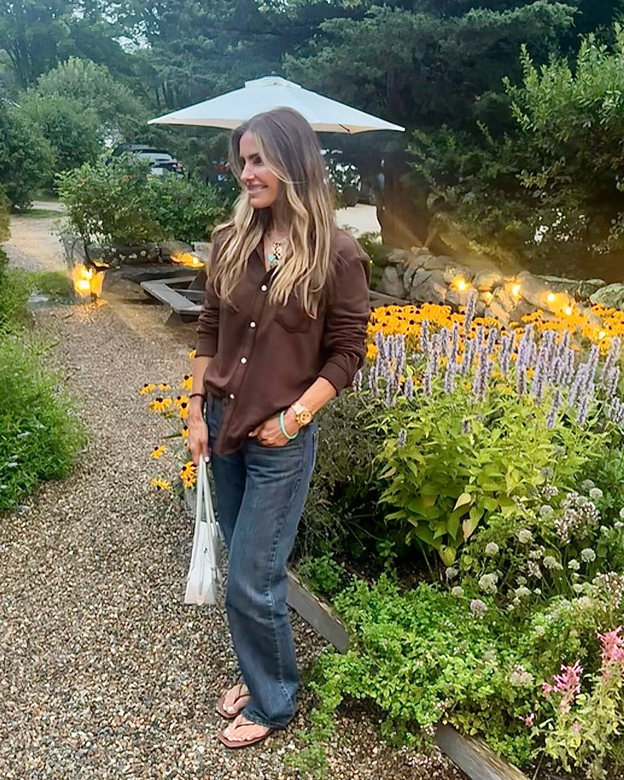 dinner at state road (for the best burger around) no larry david sighting tonight tho dang it~ shop this chic updated sweatshirt button-down i own & love in several color ways🐻

runs pretty tts i like my slightly roomy so i got a small & rest of my look (the sandals i now also own in 2 colors too)

#LTKTravel #LTKWorkwear #LTKootd