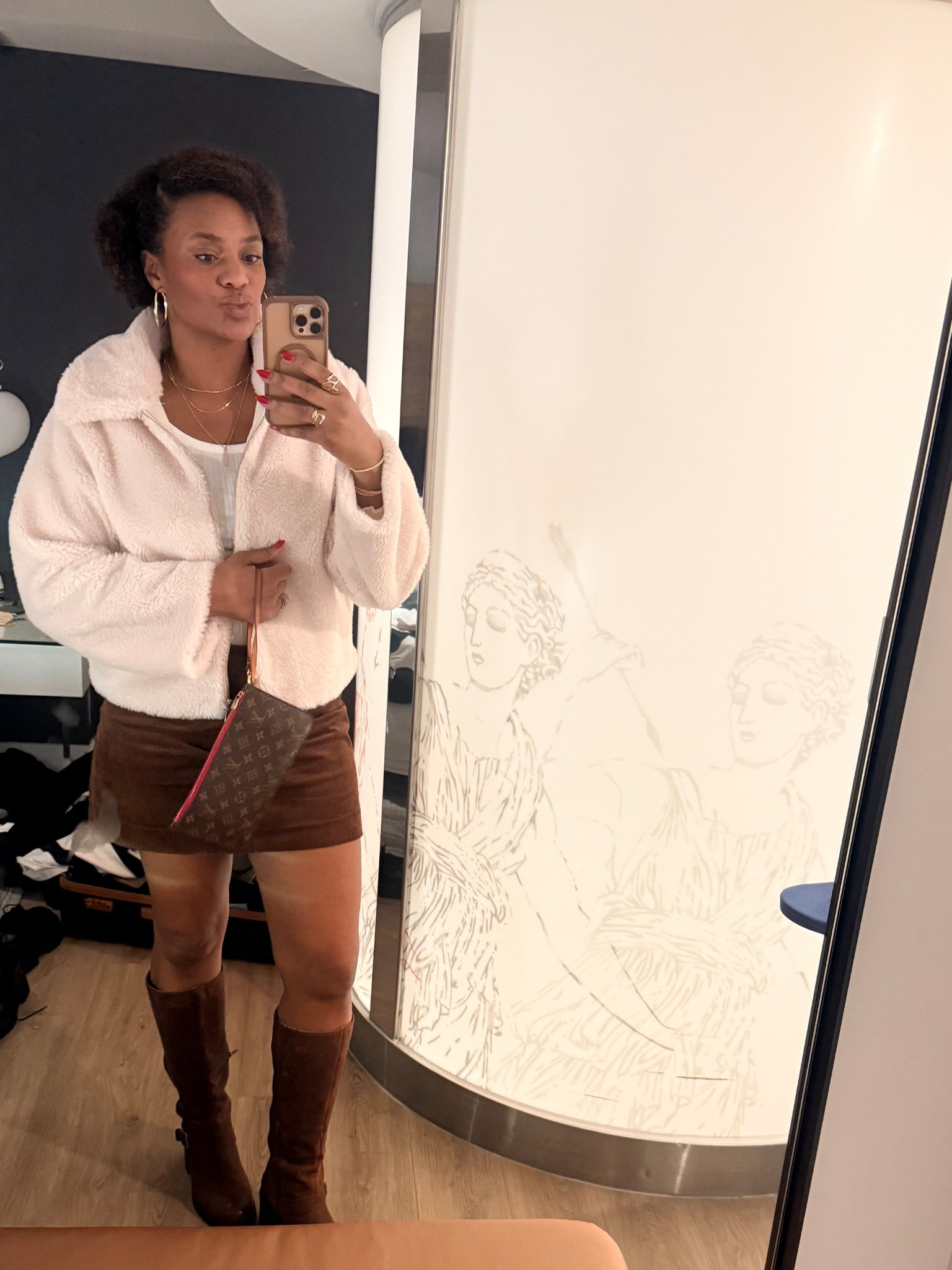 Love this winter date night outfit! We went to see Miguel last night and I grabbed all of this on sale!  




Winter coats, mini skirt, corduroy skirt, statement coats, date nights, brown boots 

#LTKOver40 #LTKMidsize #LTKSaleAlert