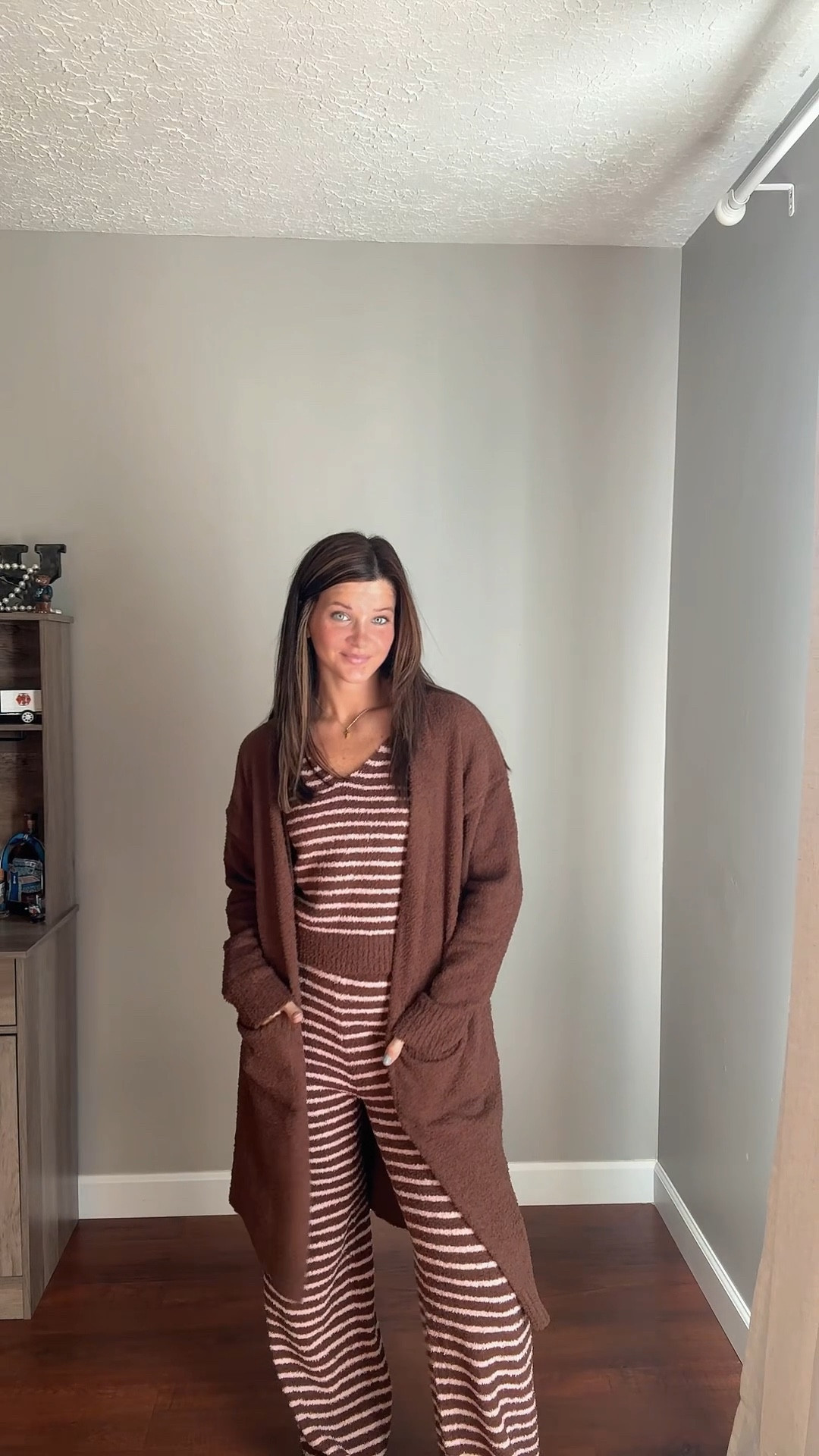 FOREVER a matching set girly…especially in winter !!

the pants are currently sold out but I linked similar options 🫶🏻

#LTKSeasonal #LTKU #LTKFindsUnder50