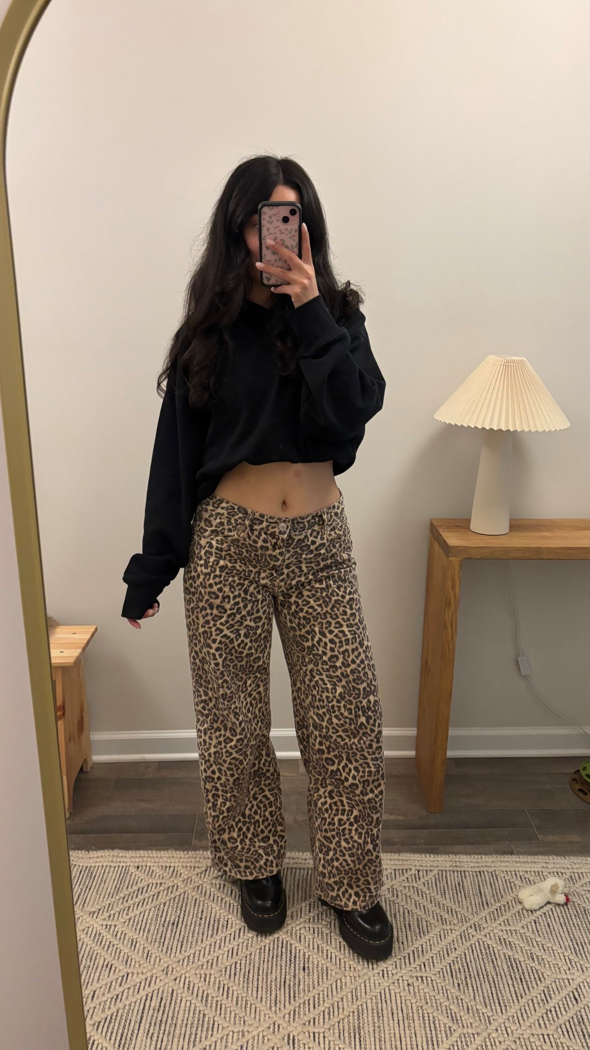 Linking these jeans again! They’re $25 and only a few sizes left! (2 short)

#LTKootd