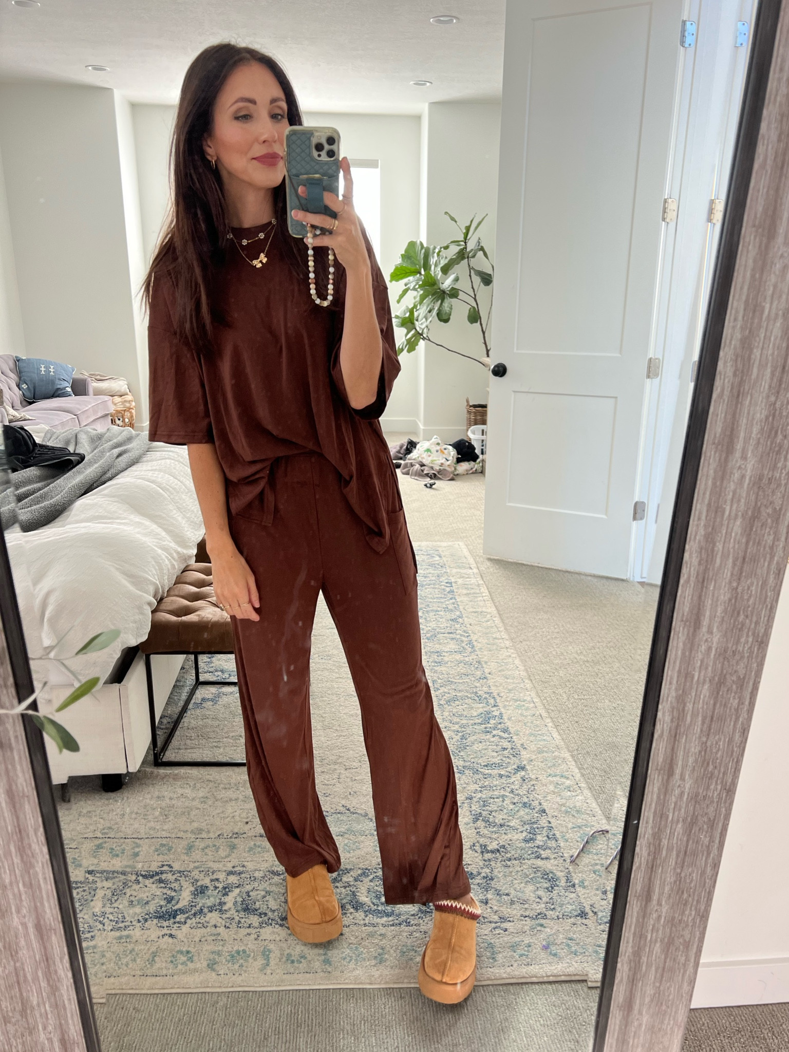 If you can get past the messy mirror and the unfolded laundry, you’ll see the coziest Amazon set! Comes in so many colors. Wearing a size small, but I probably could have sized down to an XS  

#LTKFindsUnder50 #LTKStyleTip