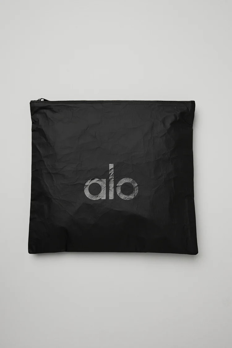 Keep It Dry Fitness Zip Pouch | Alo Yoga (US)