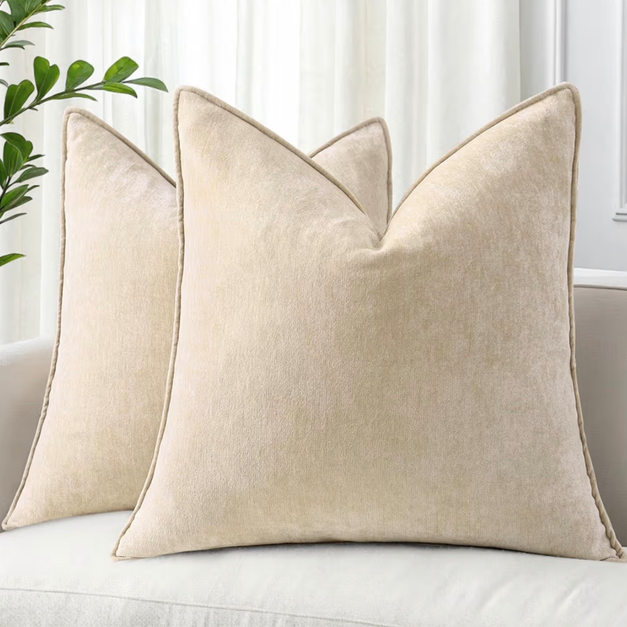 Throw pillow covers


#LTKFindsUnder50 #LTKHoliday #LTKHome
