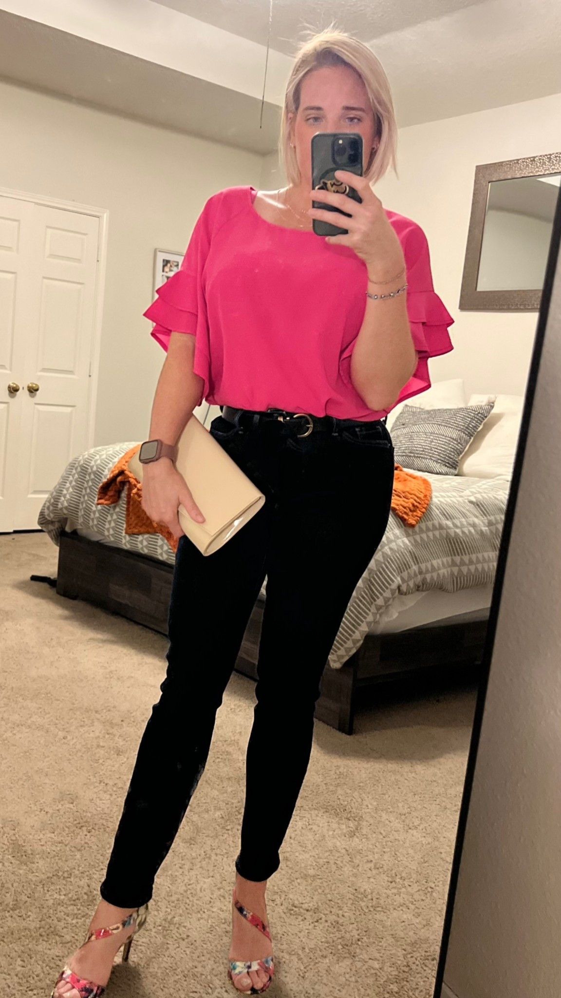 Girls’ dinner outfit that makes you feel put together without trying too hard ✨
A flowy pop-of-color top, classic black jeans, and heels that instantly elevate the whole look. This is my go-to combo when I want to feel confident, comfortable, and cute—because moms still deserve a moment 💁🏼‍♀️💄

Linked everything I’m wearing so you can recreate it easily 🤍
Perfect for dinner, date night, or a night out with your girls.

#LTKmomlife #LTKSpringSale #LTKootd