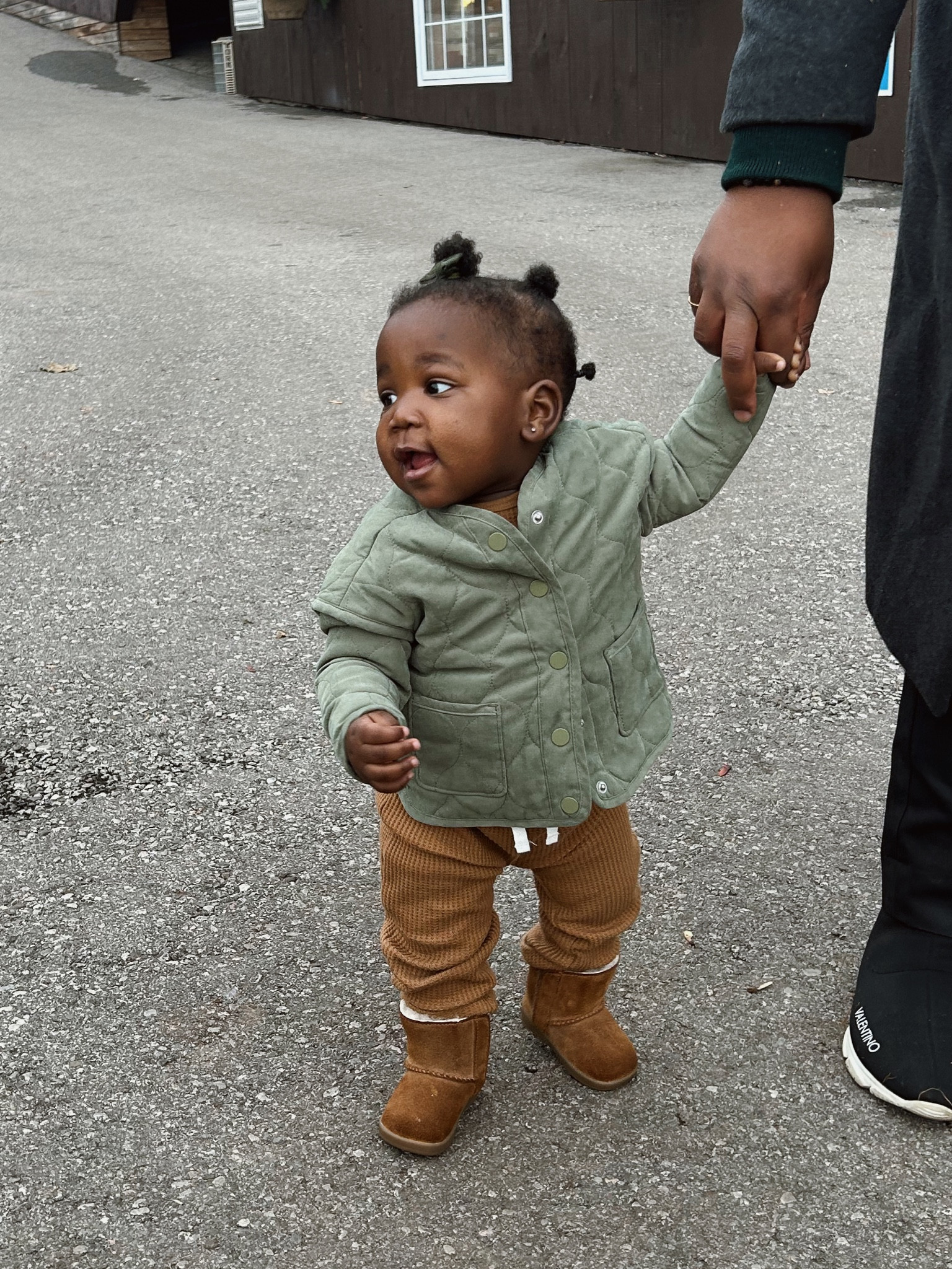 baby fall outfits, neutral baby outfits, baby ugg boots, baby Uggs

#LTKSeasonal #LTKkids #LTKbaby
