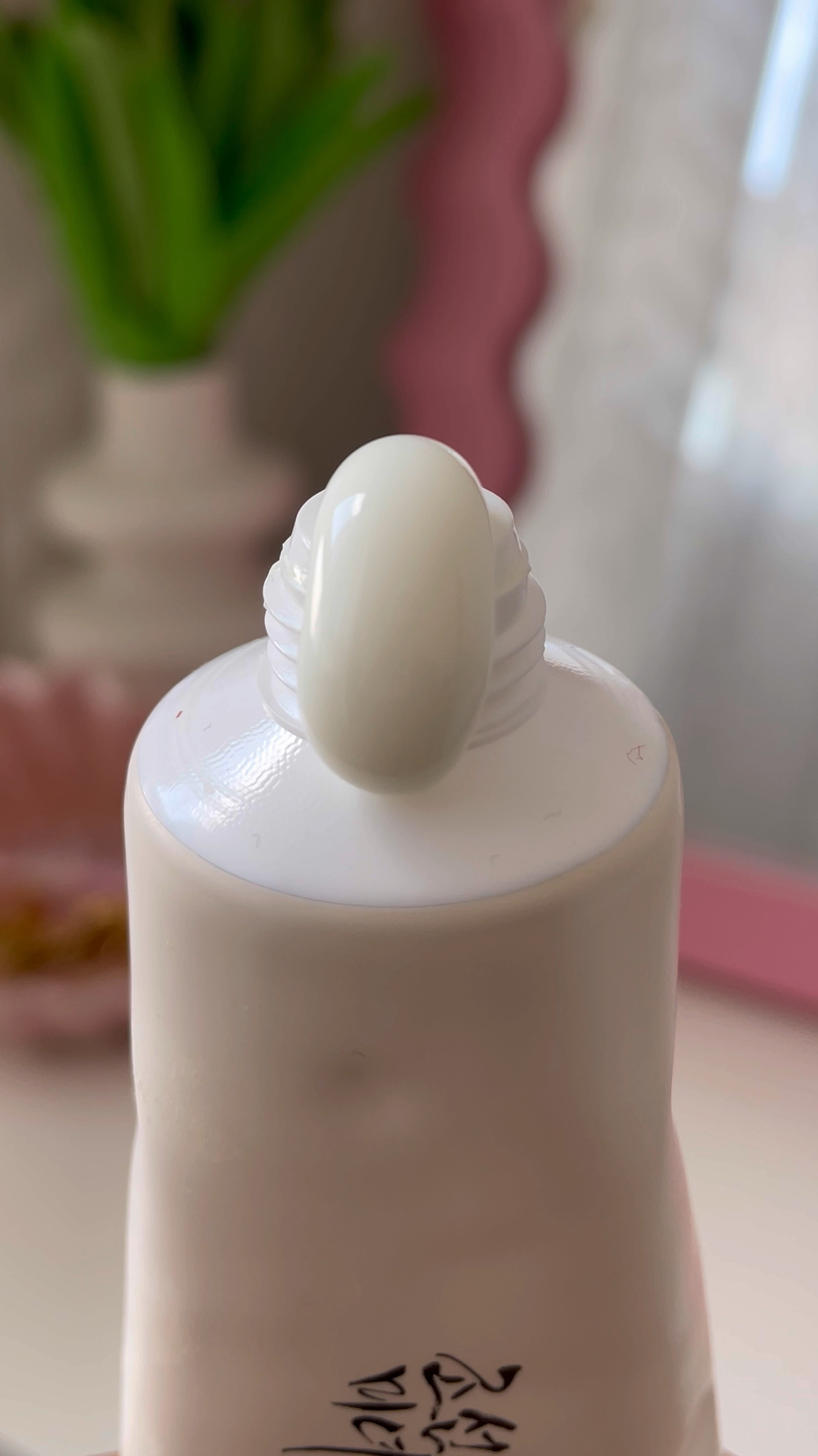Best korean sunscreen 🧴 


Skincare, kbeauty, korean sunscreen, korean skincare 

#LTKeurope #LTKsummer #LTKbeauty