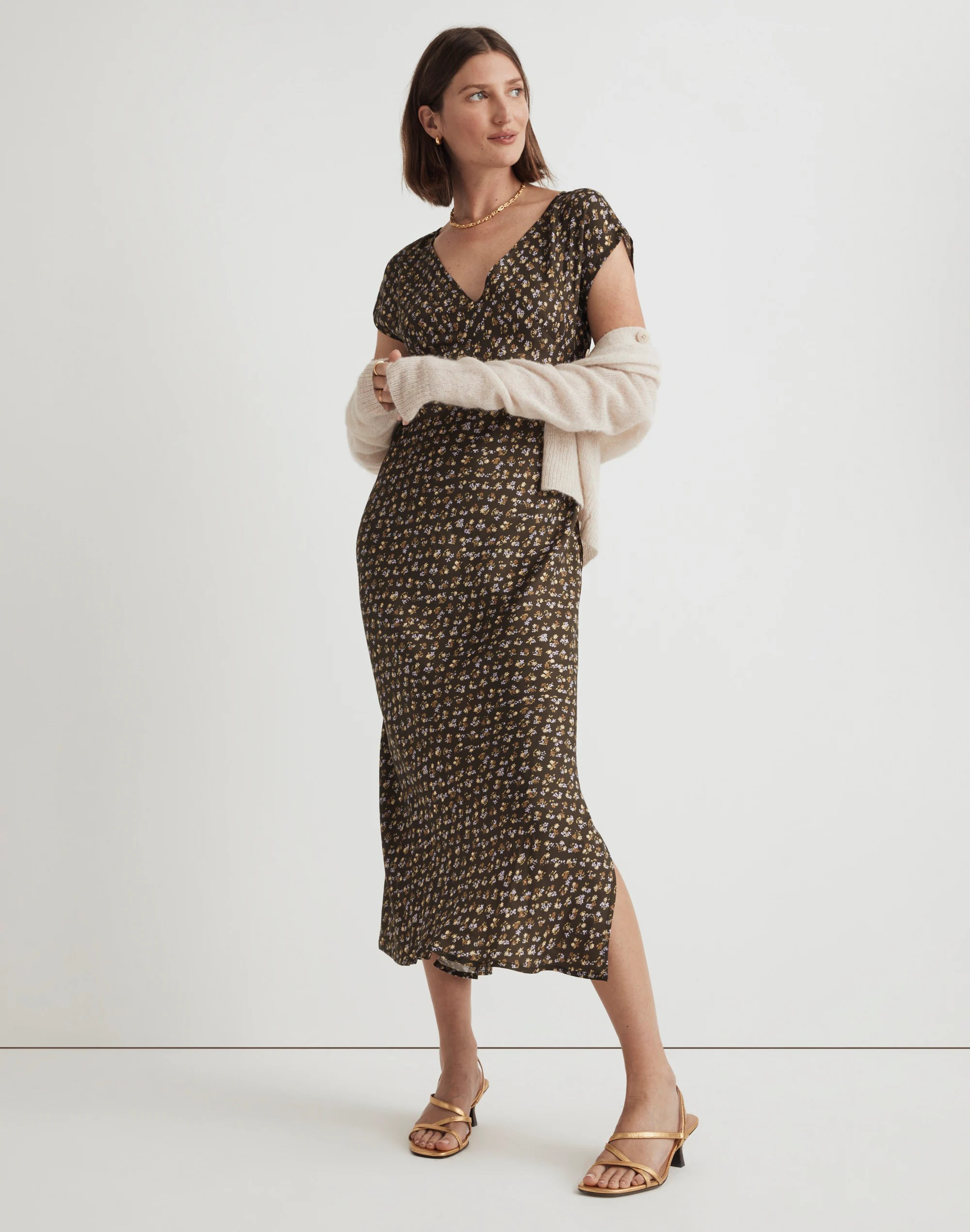 Wide V-Neck Midi Dress in Floral Cupro-Blend | Madewell