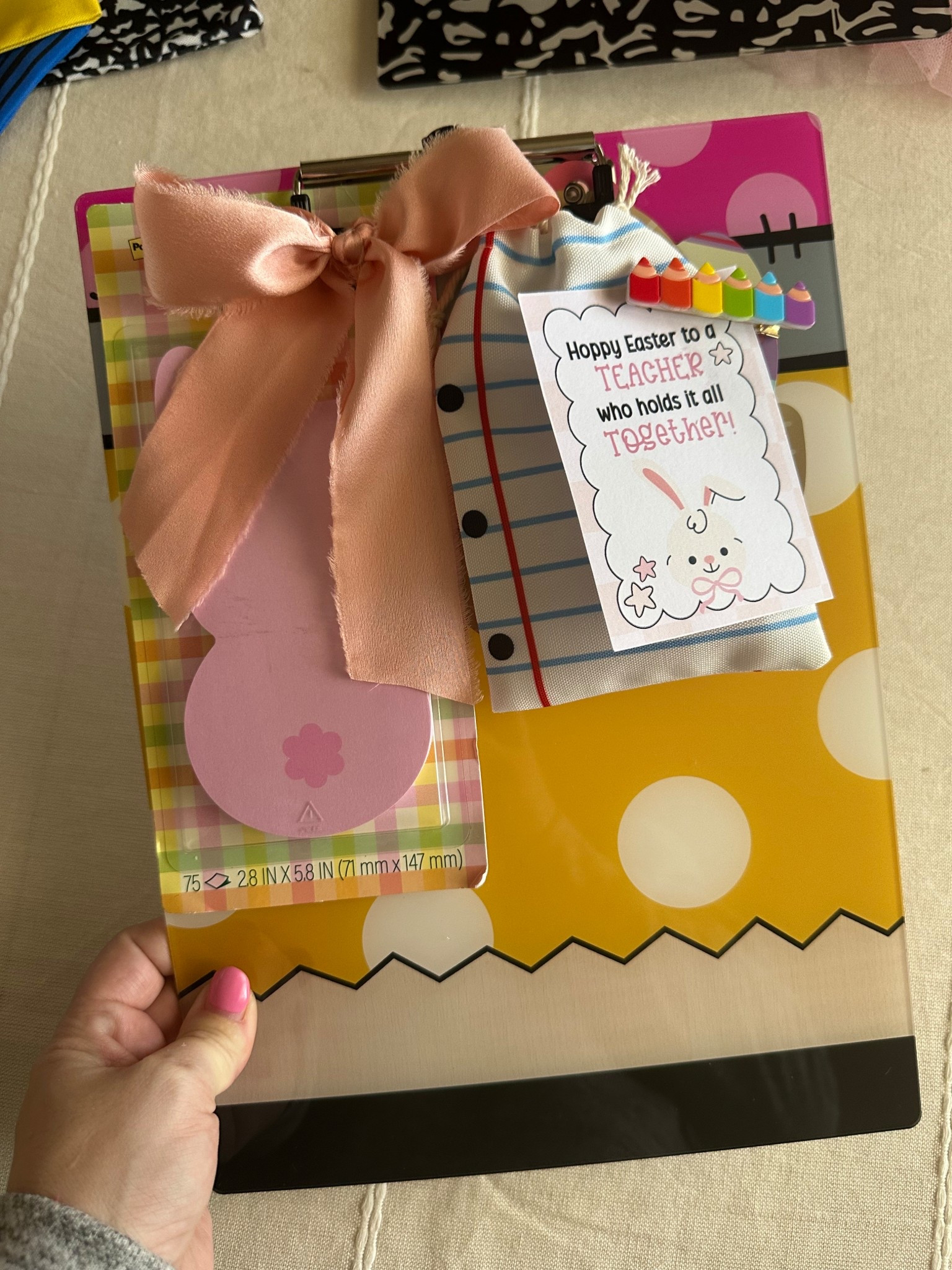 Man I’m loving this gift idea! Use the bags individually or pair with those adorable clipboards.

#LTKSeasonal #LTKKids #LTKHome