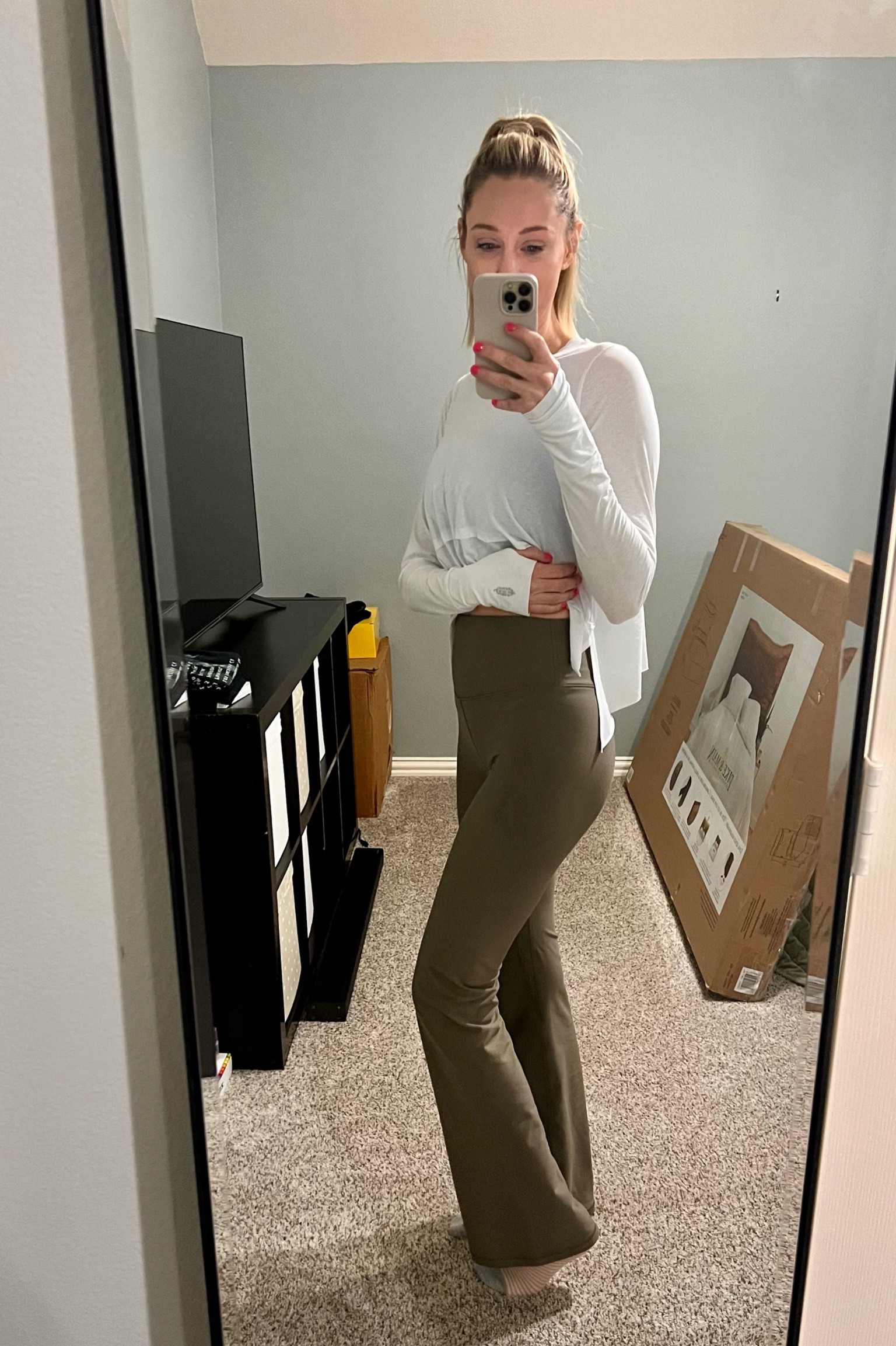 These flairs are on sale!!! I love my black pair too!!! SO comfortable and flattering. Use code DENIMAF for an extra 15% off at checkout!! 