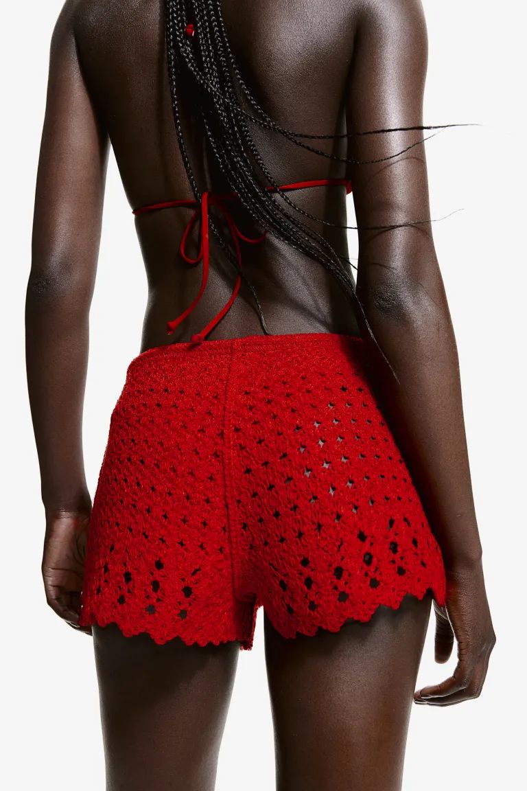 Crochet-look Mini Shorts - Regular waist - Short - Bright red - Ladies | H&M US | H&M (US + CA)