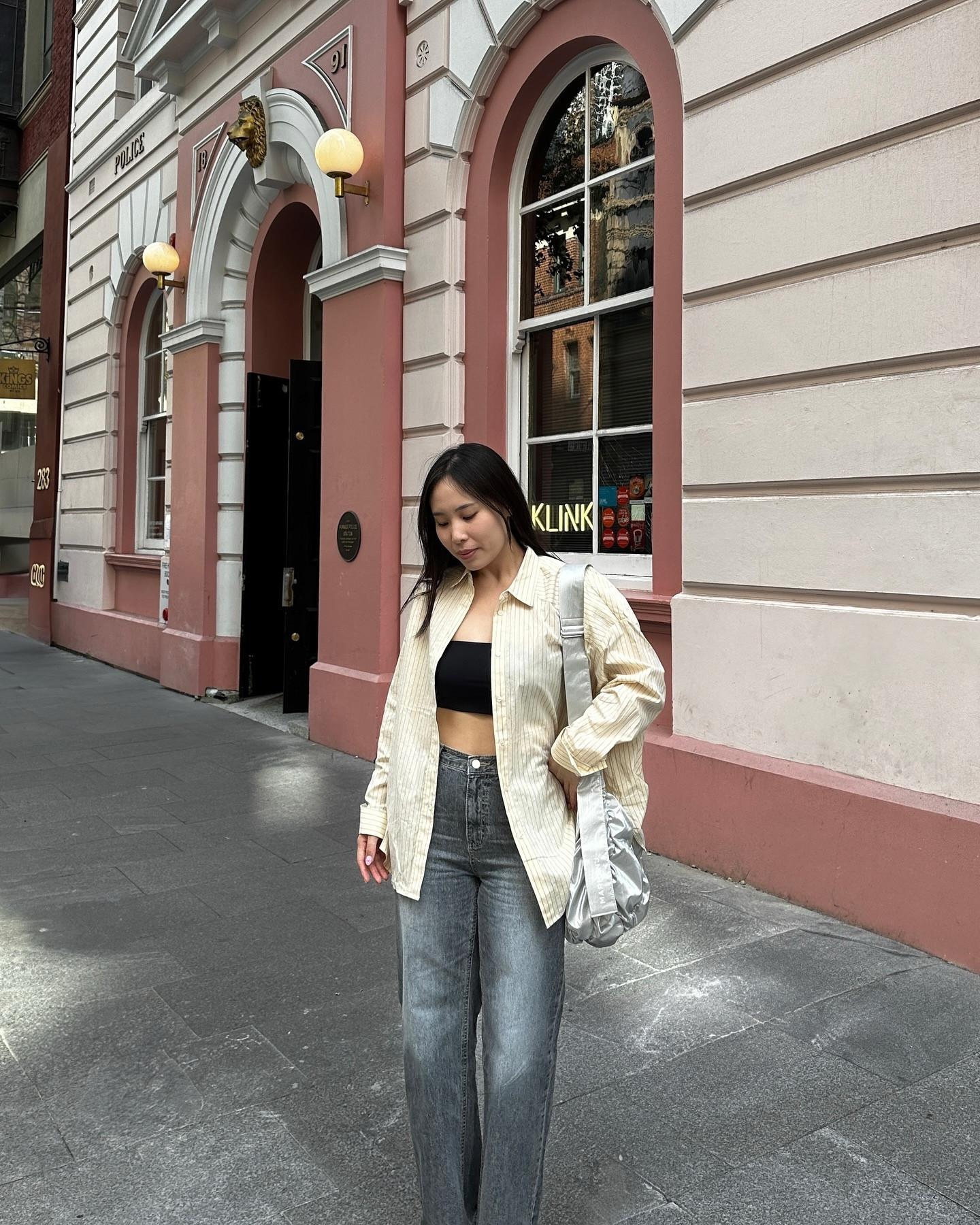 Spring outfit🌻

#springoutfit #summeroutfit #outfitinspo #outfitideas #styleguide #buttonup #denim #dailyoutfits #minimaloutfits #denimlook #casualoutfits #yellowshirt