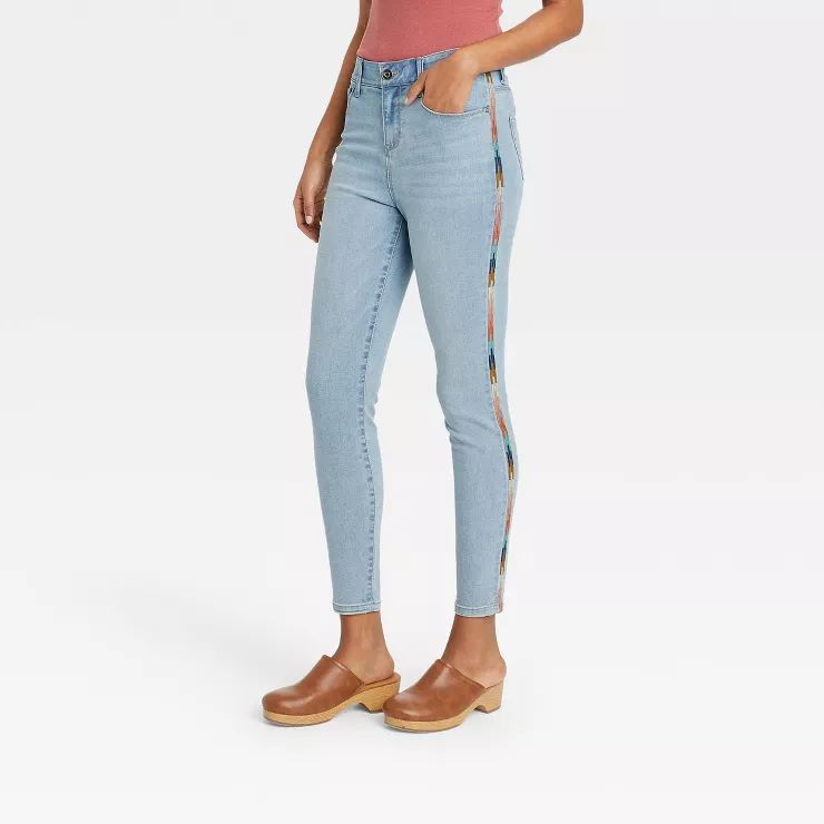 Women's Mid-Rise Embroidered Skinny Jeans - Knox Rose™ Light Wash | Target