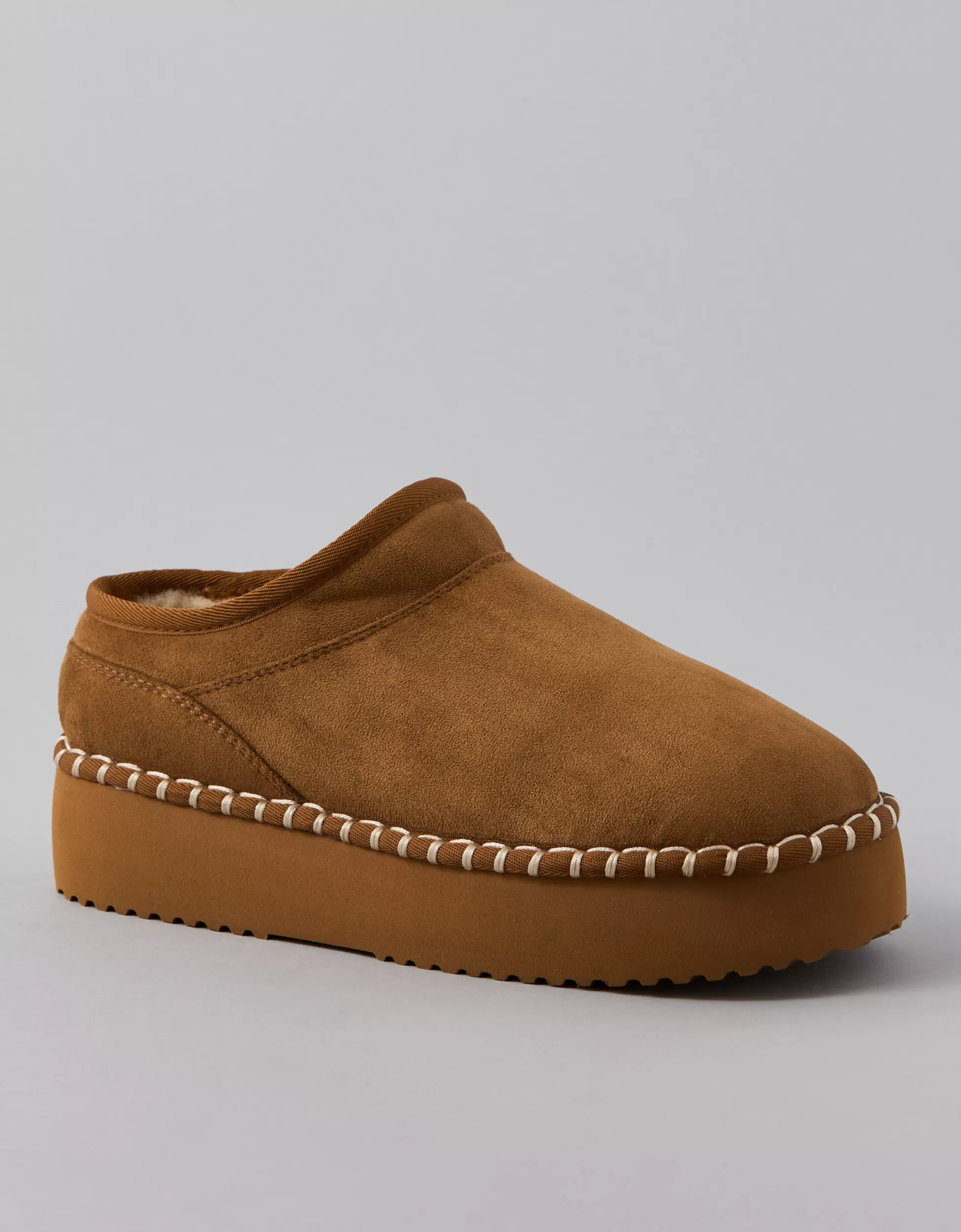 AE Hangout Scuff Slide | American Eagle Outfitters (US & CA)