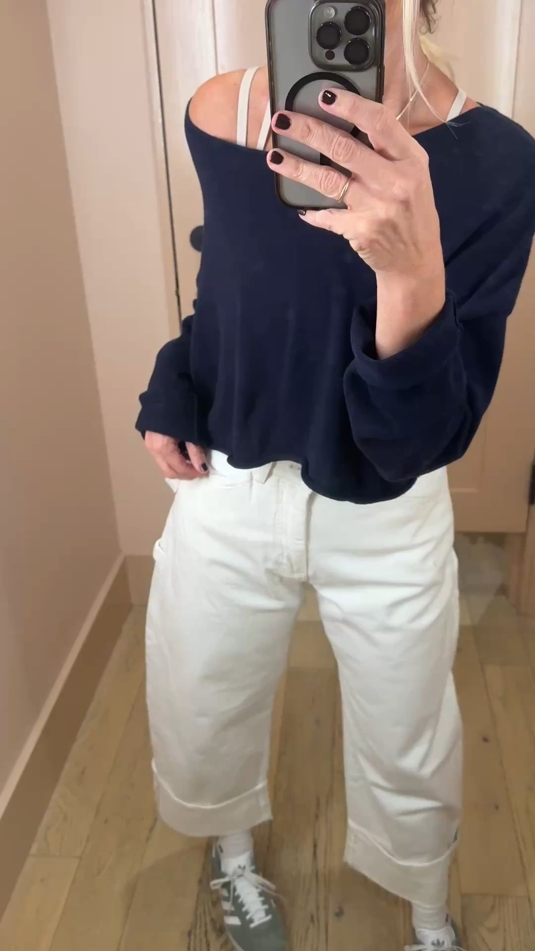 LOVVEE these anthropology barrel painter pants this is my second pair I’m purchasing!!:) #barreljeans #anthropologie #summeroutfit #summerdenim￼

#LTKootd #LTKOver40 #LTKTravel
