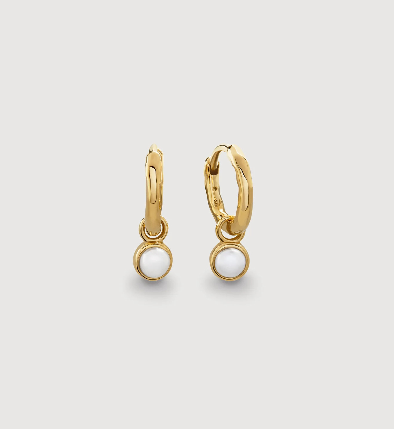 Siren Mini Pearl Huggie Earrings | Monica Vinader (Global)