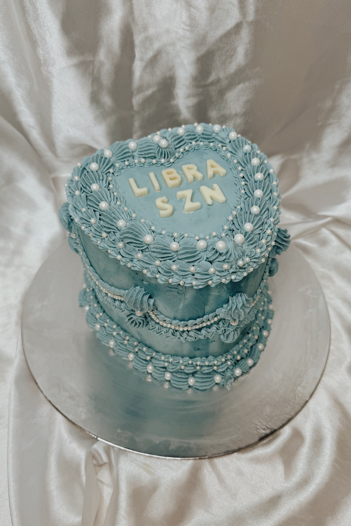 Libra SZN🩵♎️

#LTKFindsUnder50 #LTKFindsUnder100 #LTKSeasonal