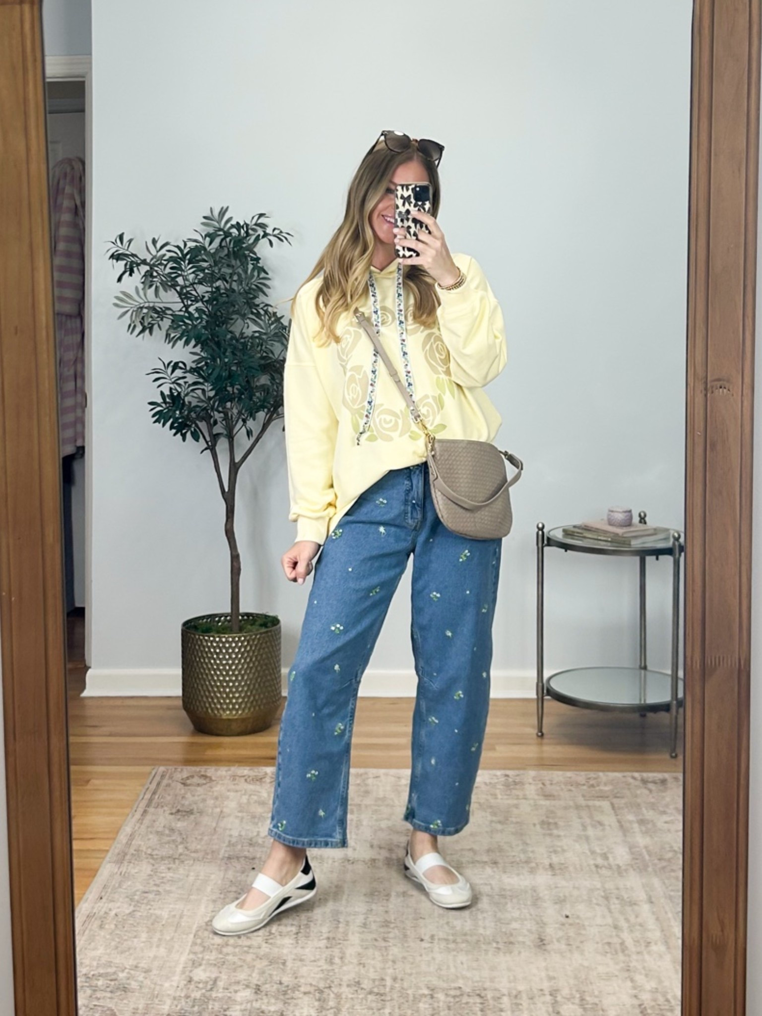 Casual outfit of the day! Size M in the sweatshirt but could have done a S. Size 2 in the jeans!

#LTKootd #LTKmomlife