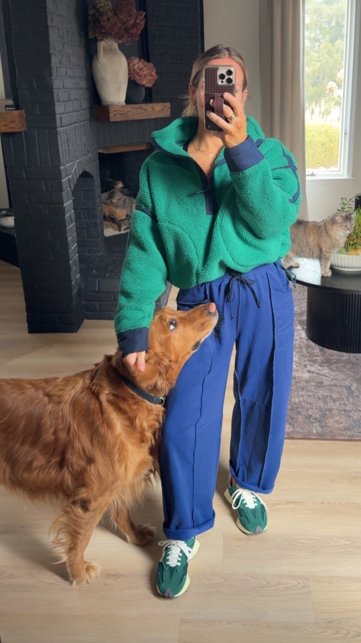 Today’s dog walking outfit.

Fleece: small
Pants: XS 

#LTKActive #LTKmorningroutine